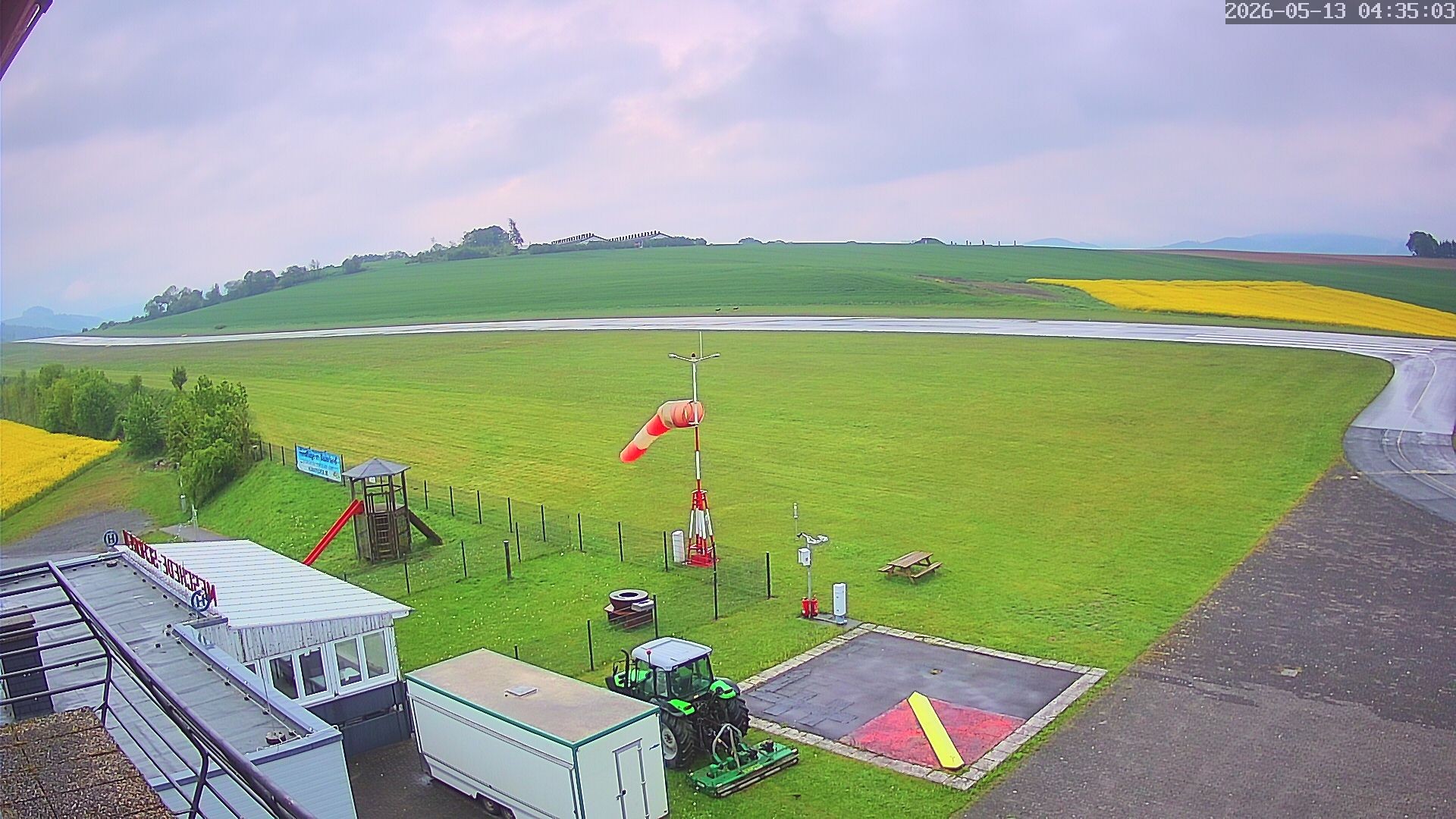 Archiv Foto Webcam Flugplatz Meschede Schüren