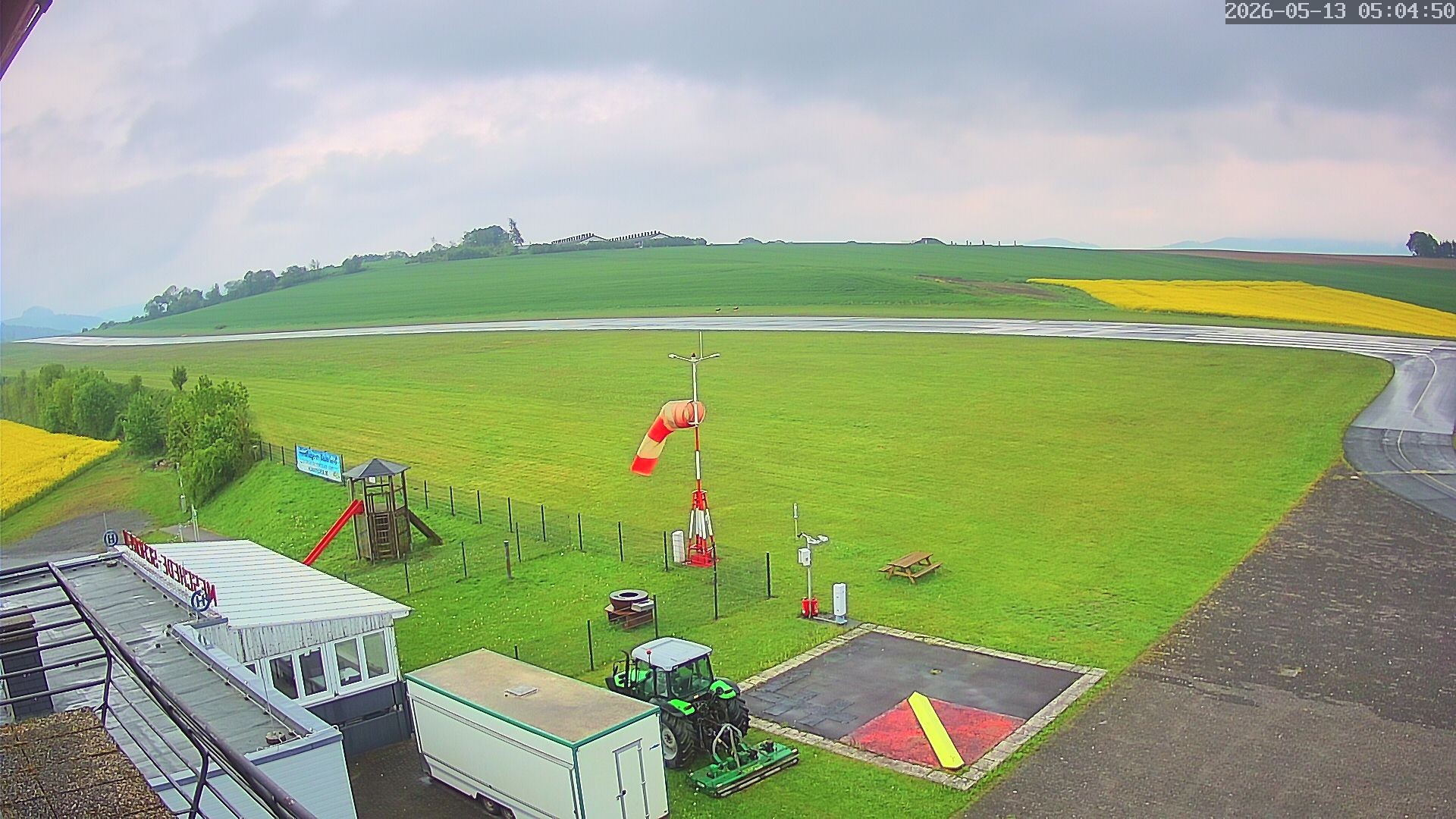 Archiv Foto Webcam Flugplatz Meschede Schüren