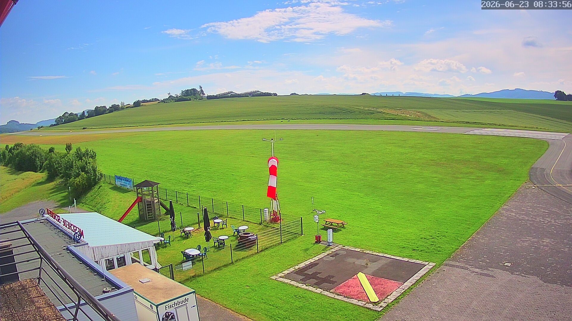 Archiv Foto Webcam Flugplatz Meschede Schüren