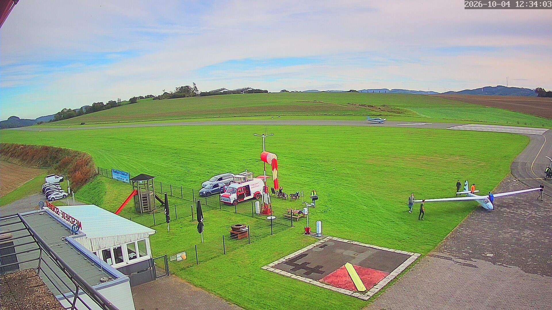 Archiv Foto Webcam Flugplatz Meschede Schüren