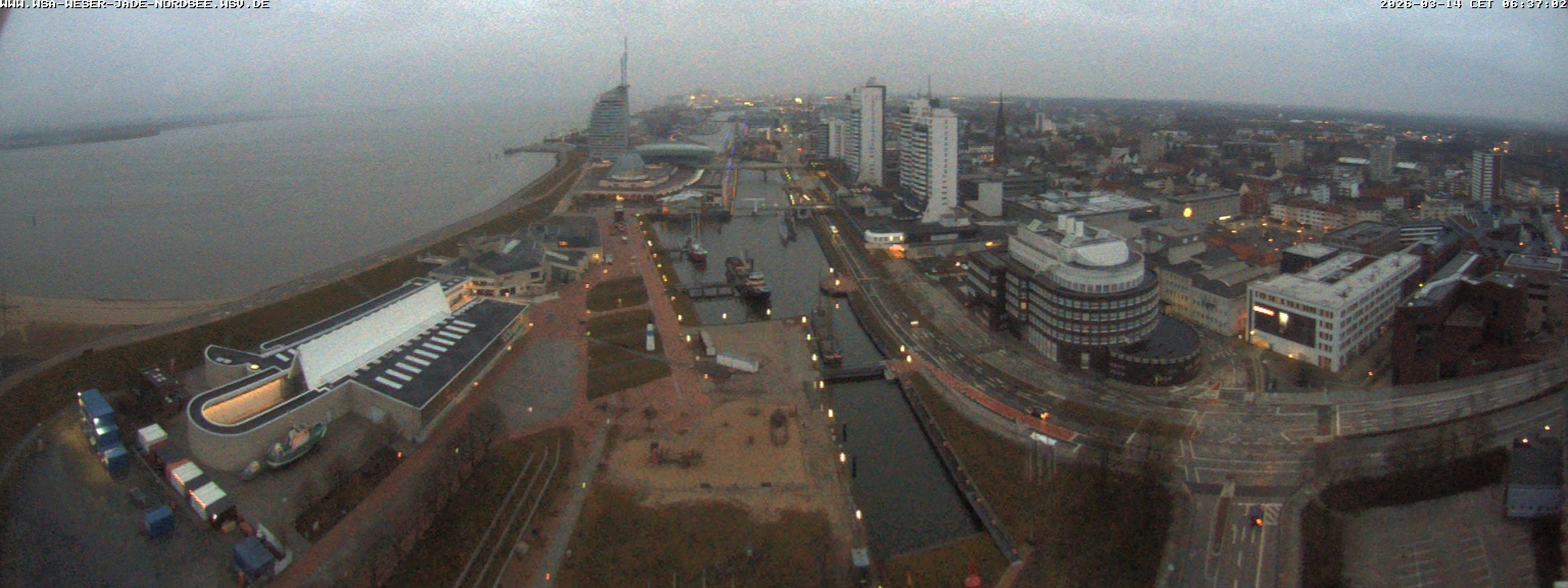 Archived image Webcam Bremerhaven: Old and New Harbour
