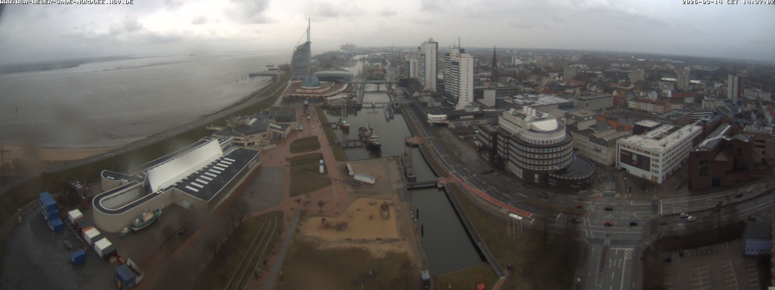 Archived image Webcam Bremerhaven: Old and New Harbour