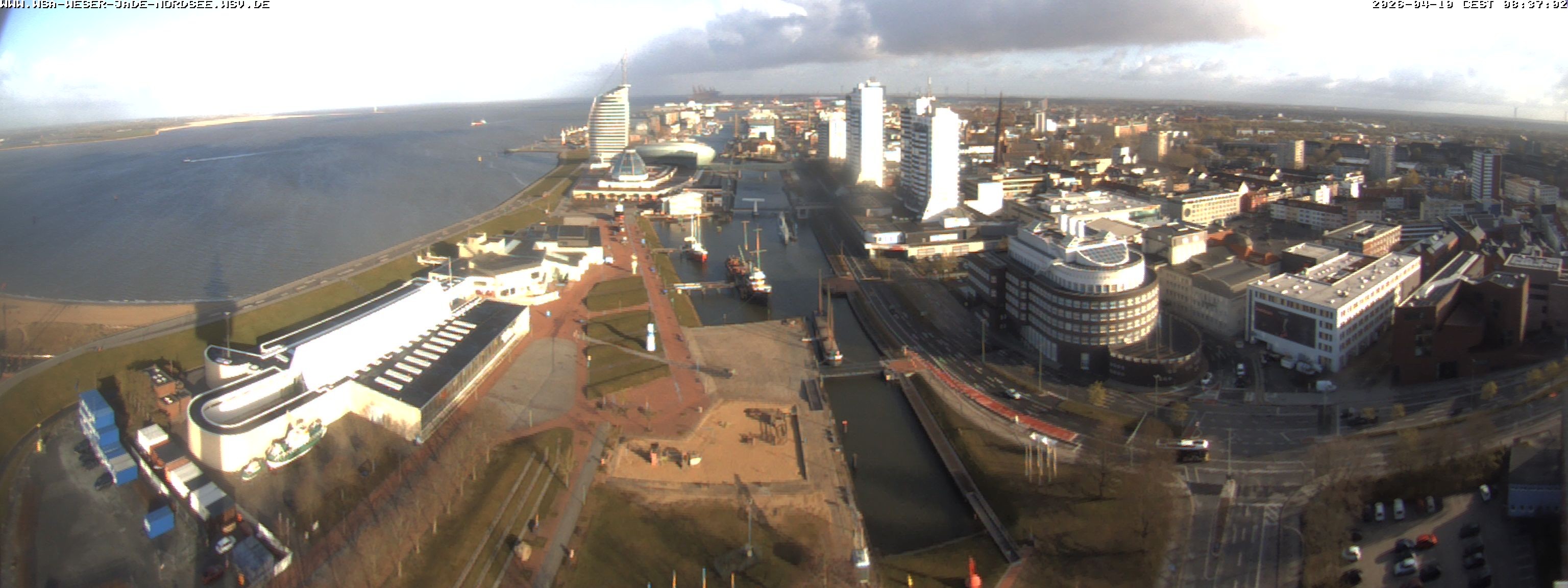Archived image Webcam Bremerhaven: Old and New Harbour
