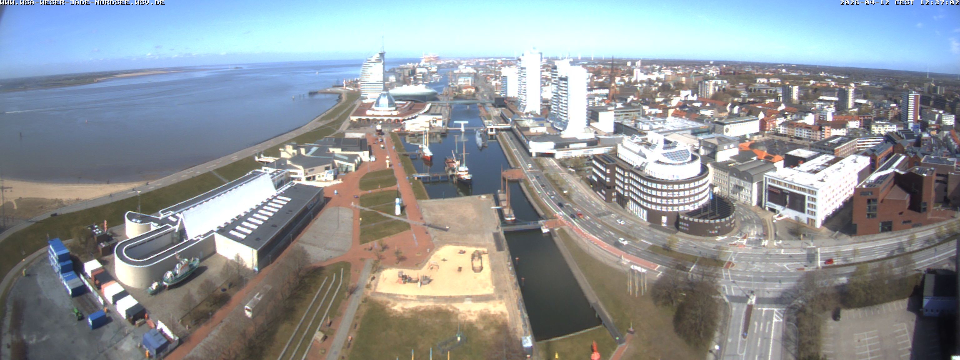 Archived image Webcam Bremerhaven: Old and New Harbour