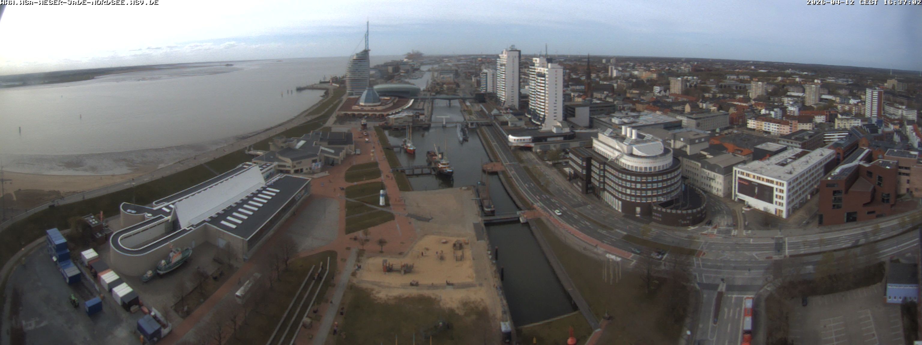 Archived image Webcam Bremerhaven: Old and New Harbour