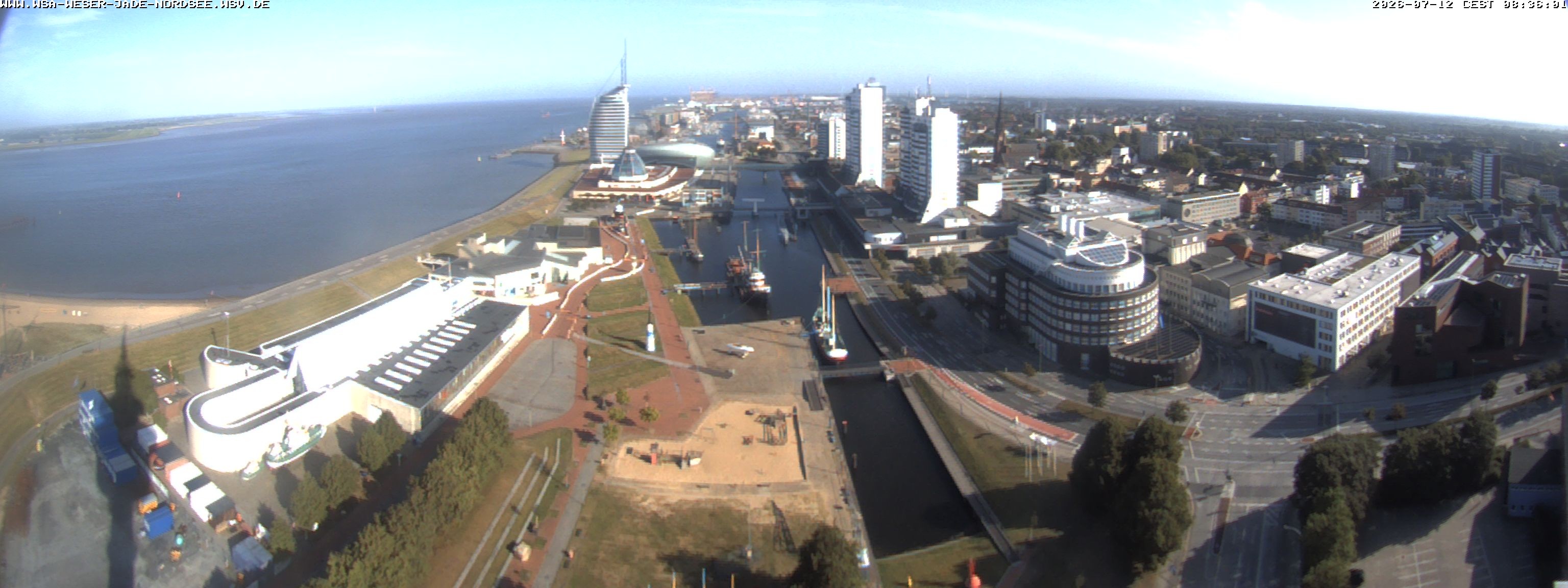 Archived image Webcam Bremerhaven: Old and New Harbour