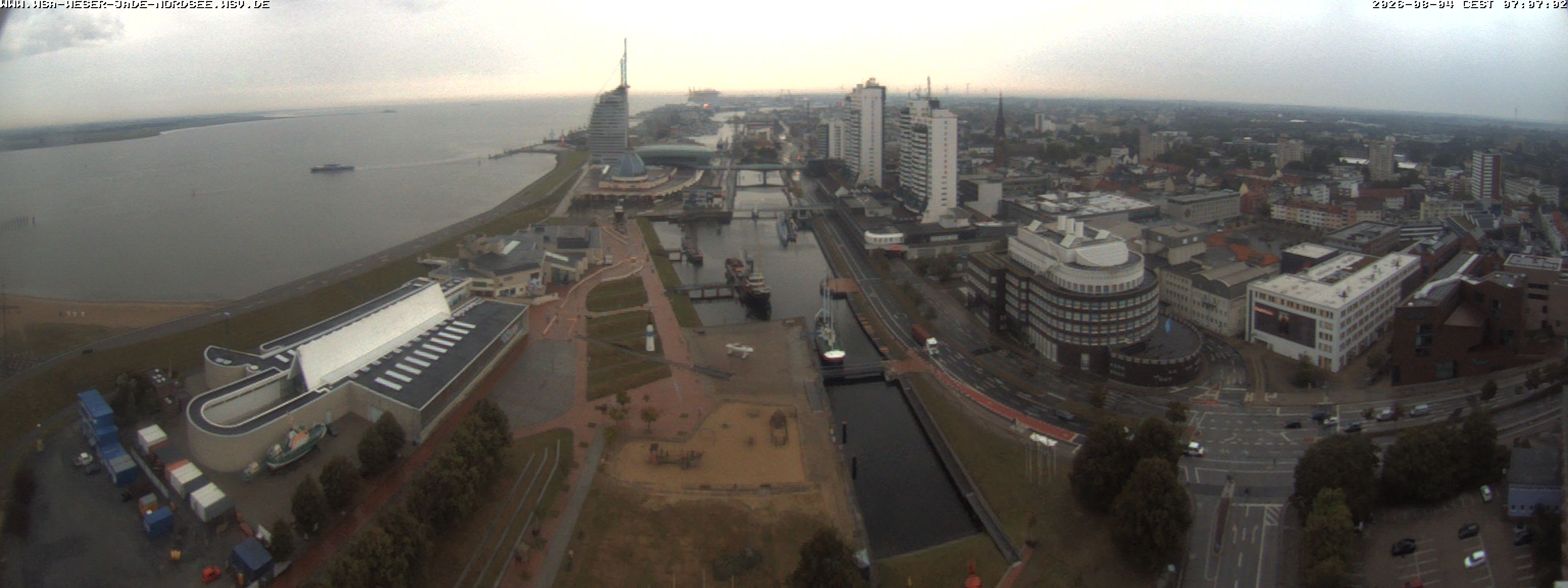 Archived image Webcam Bremerhaven: Old and New Harbour