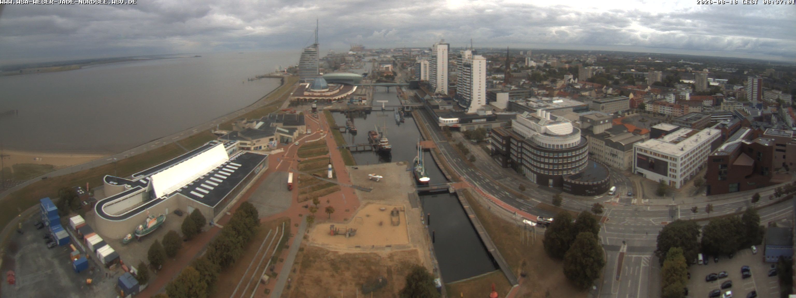 Archived image Webcam Bremerhaven: Old and New Harbour