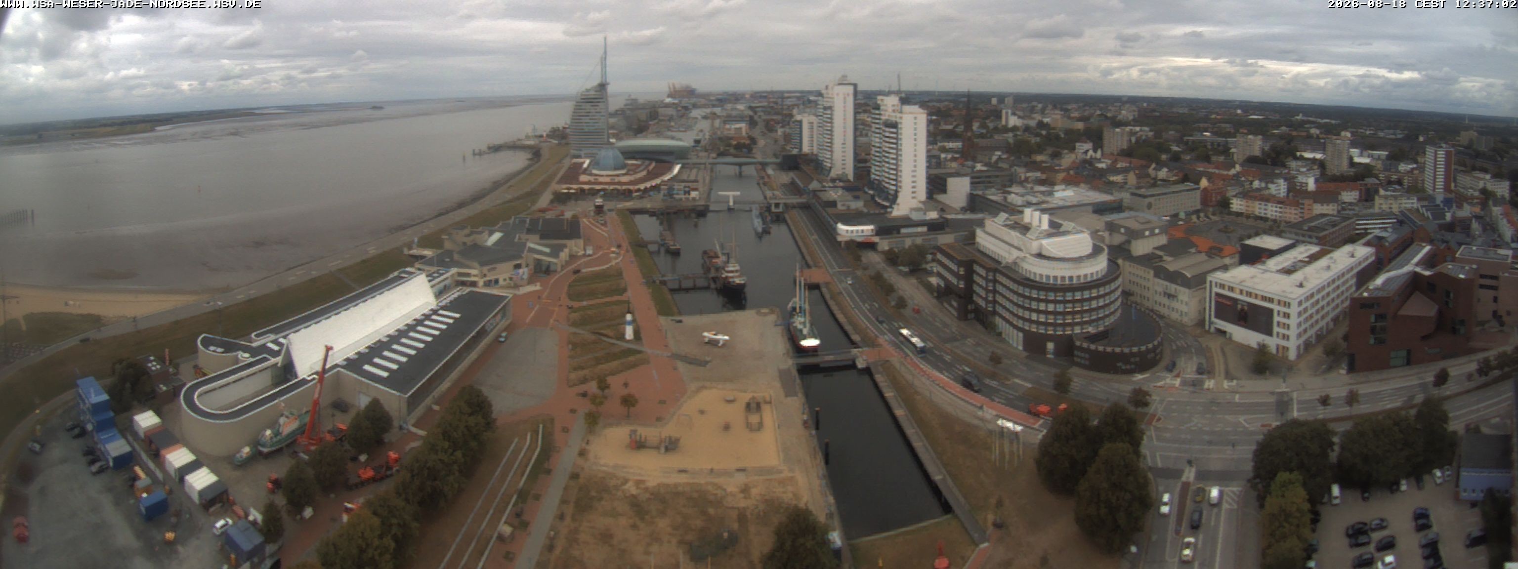 Archived image Webcam Bremerhaven: Old and New Harbour