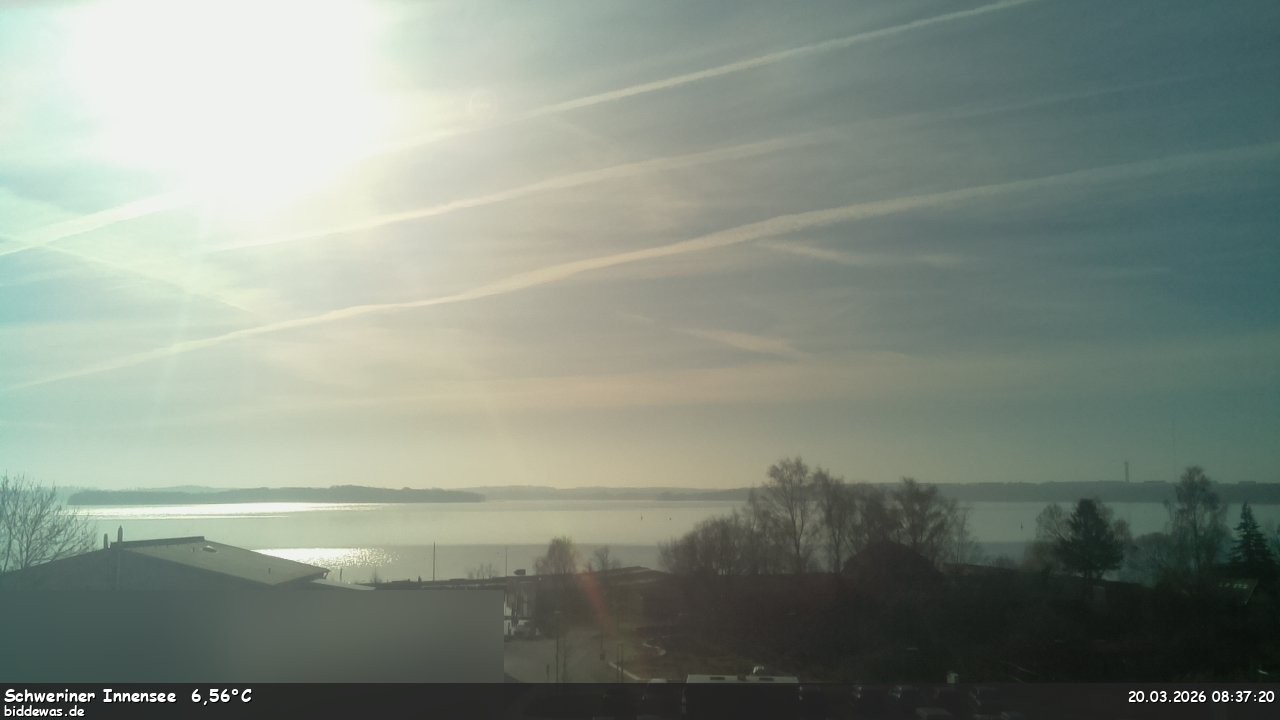 Archived image Webcam View of Lake Schwerin