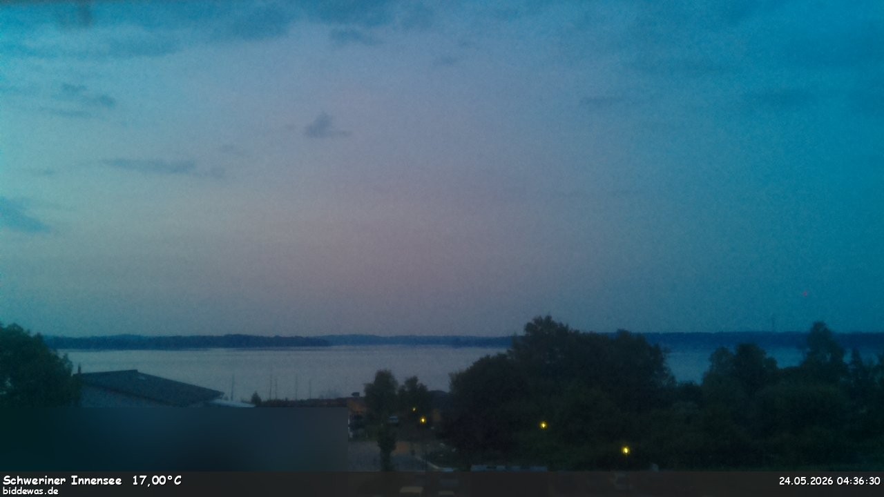 Archived image Webcam View of Lake Schwerin