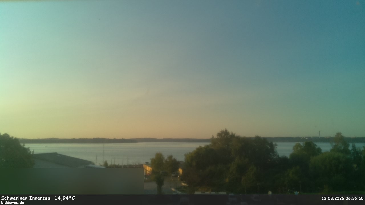 Archived image Webcam View of Lake Schwerin