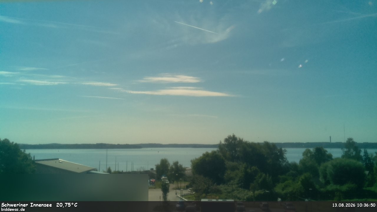 Archived image Webcam View of Lake Schwerin
