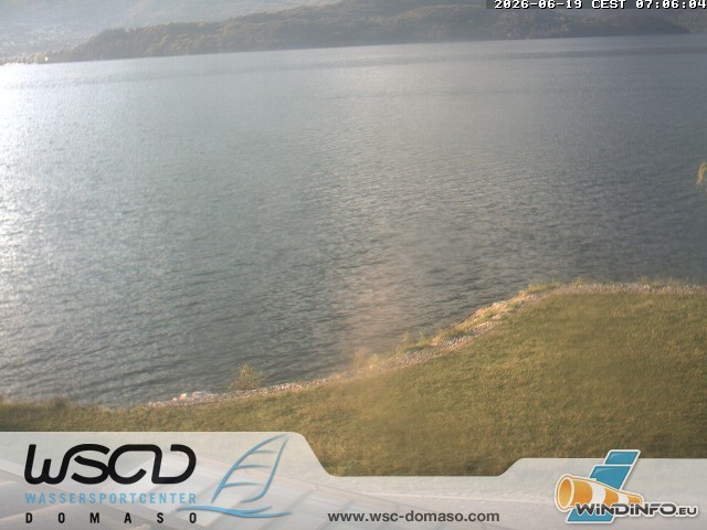 Archiv Foto Webcam Comer See - Strand in Domaso