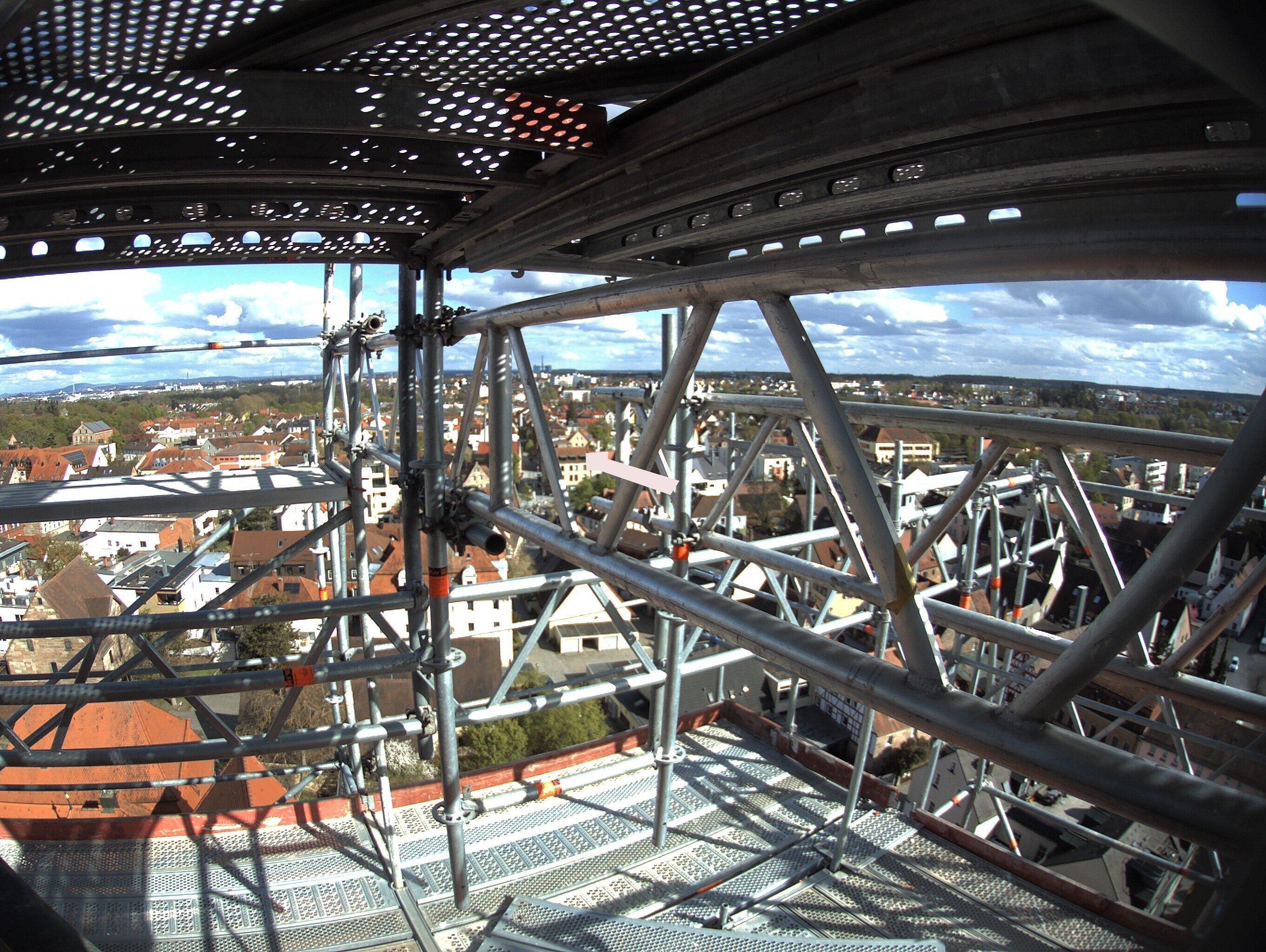 Archived image Webcam View from the church to the town square in Zirndorf