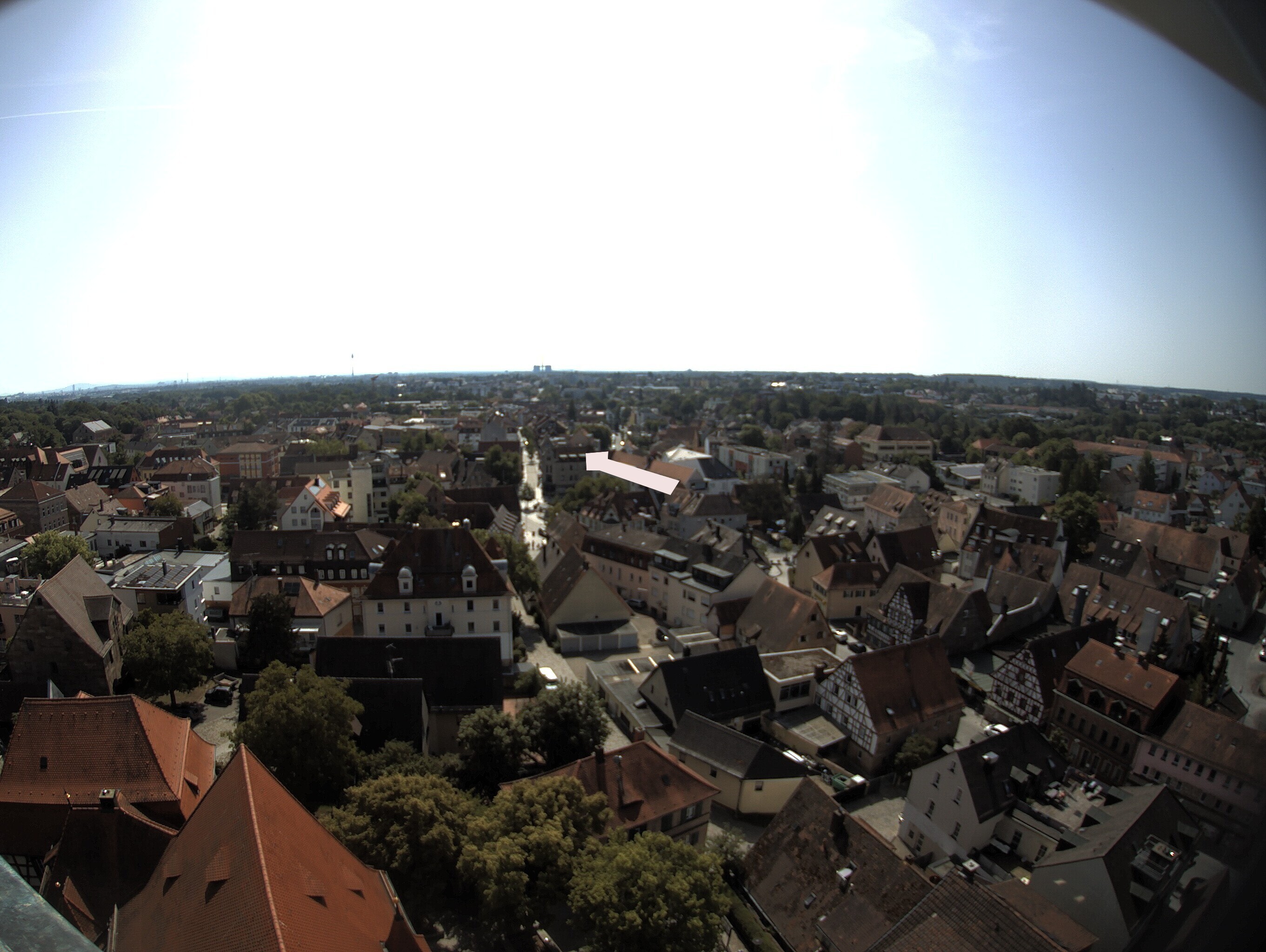 Archived image Webcam View from the church to the town square in Zirndorf