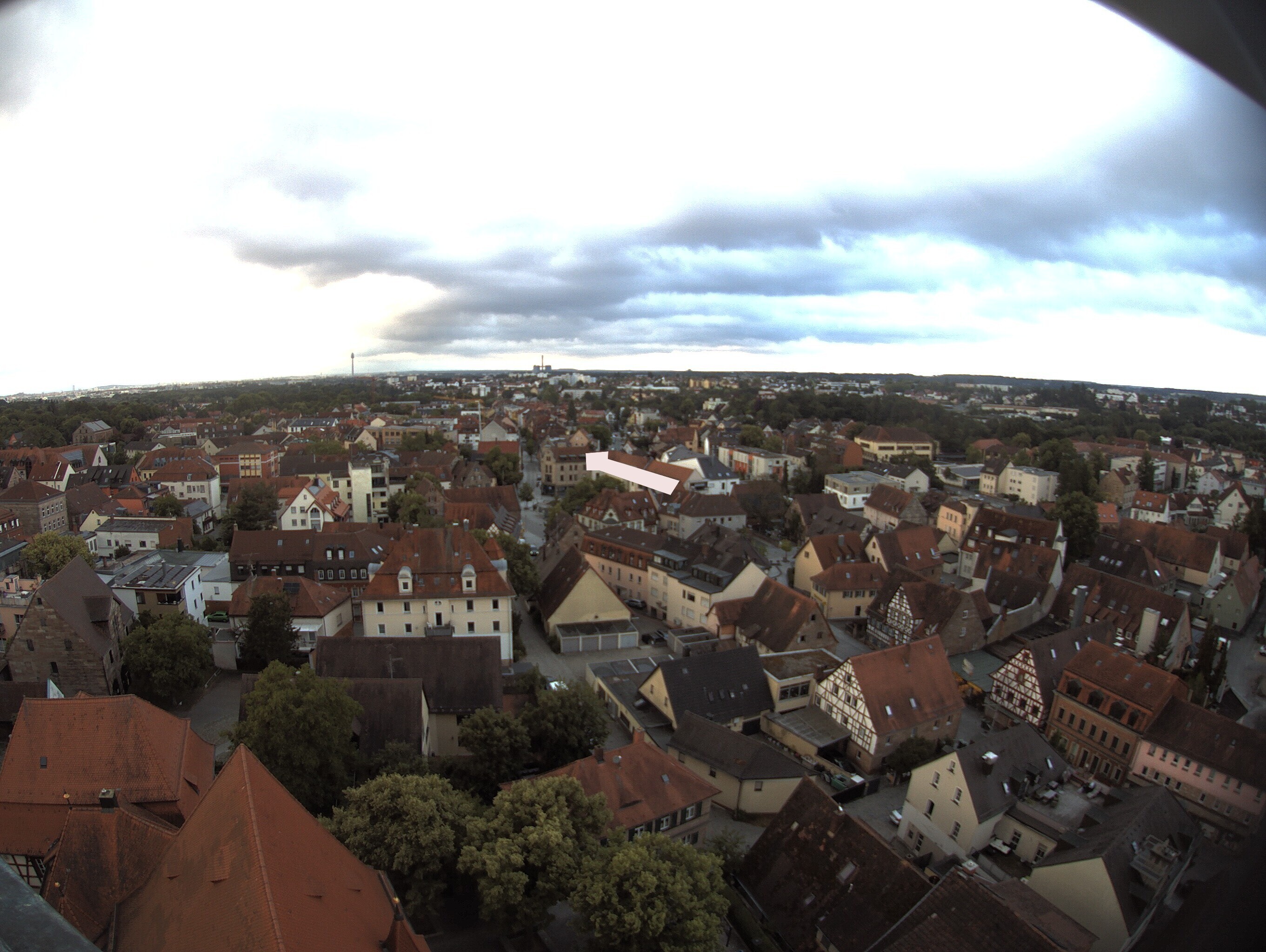Archived image Webcam View from the church to the town square in Zirndorf