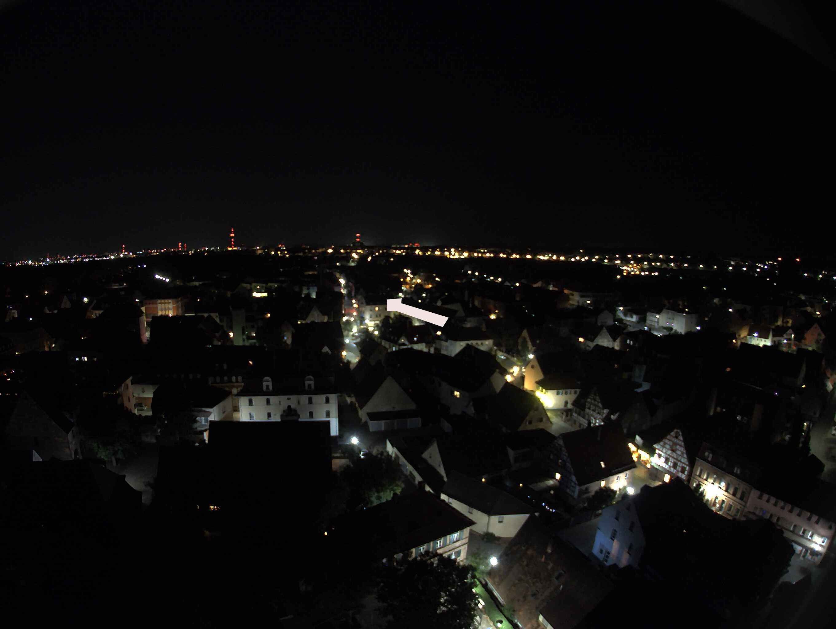 Archived image Webcam View from the church to the town square in Zirndorf