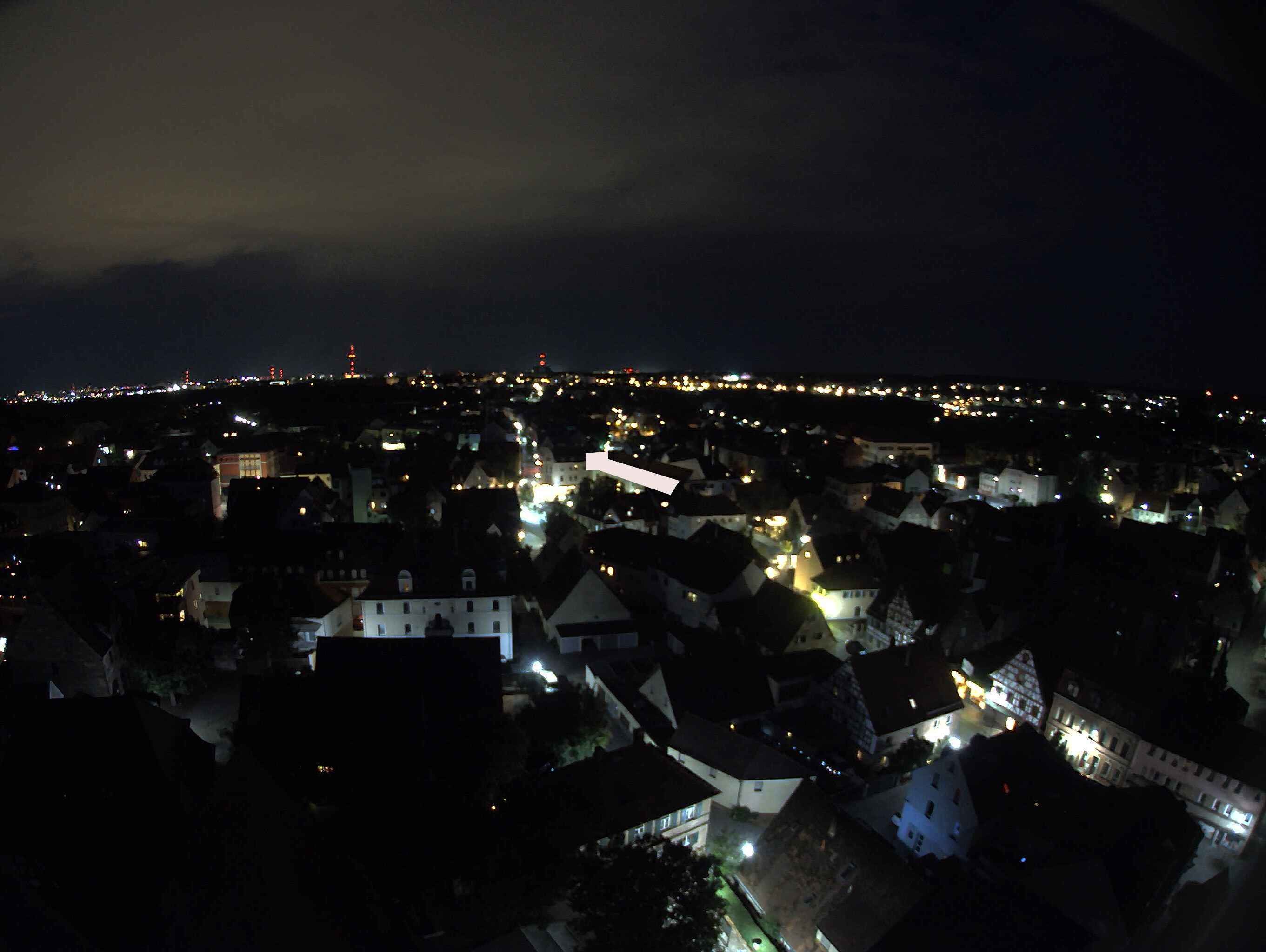 Archived image Webcam View from the church to the town square in Zirndorf