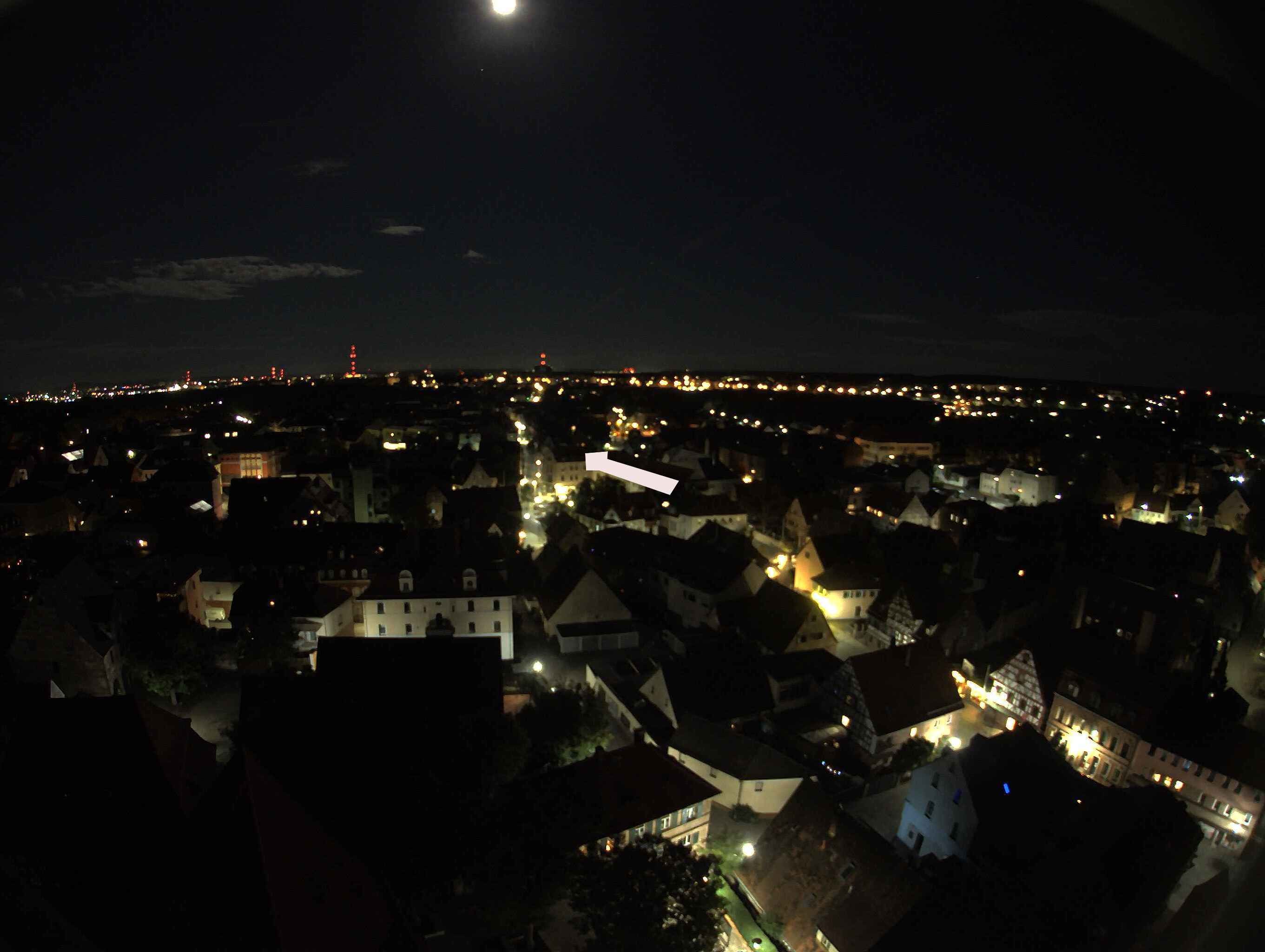 Archived image Webcam View from the church to the town square in Zirndorf