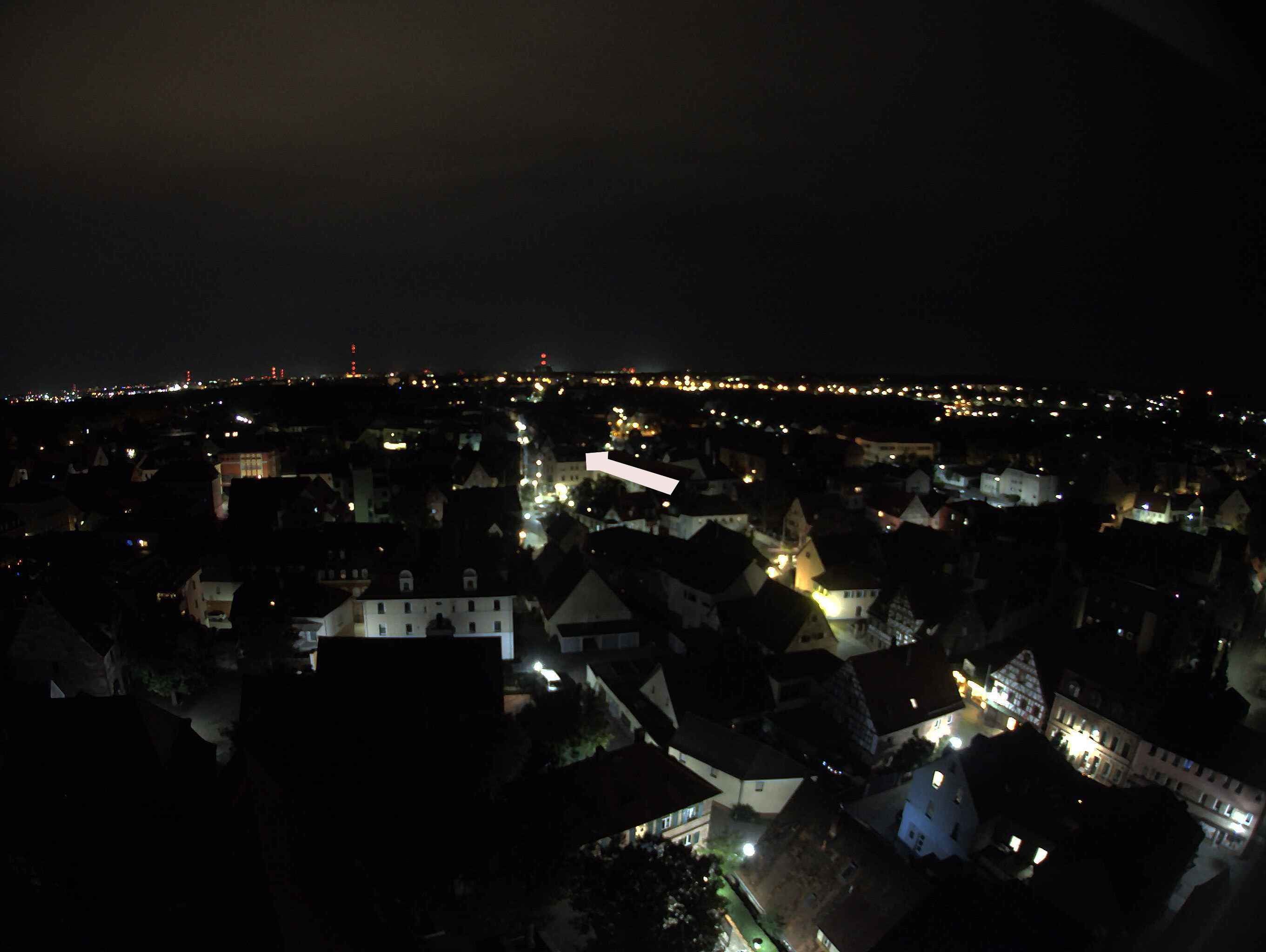 Archived image Webcam View from the church to the town square in Zirndorf
