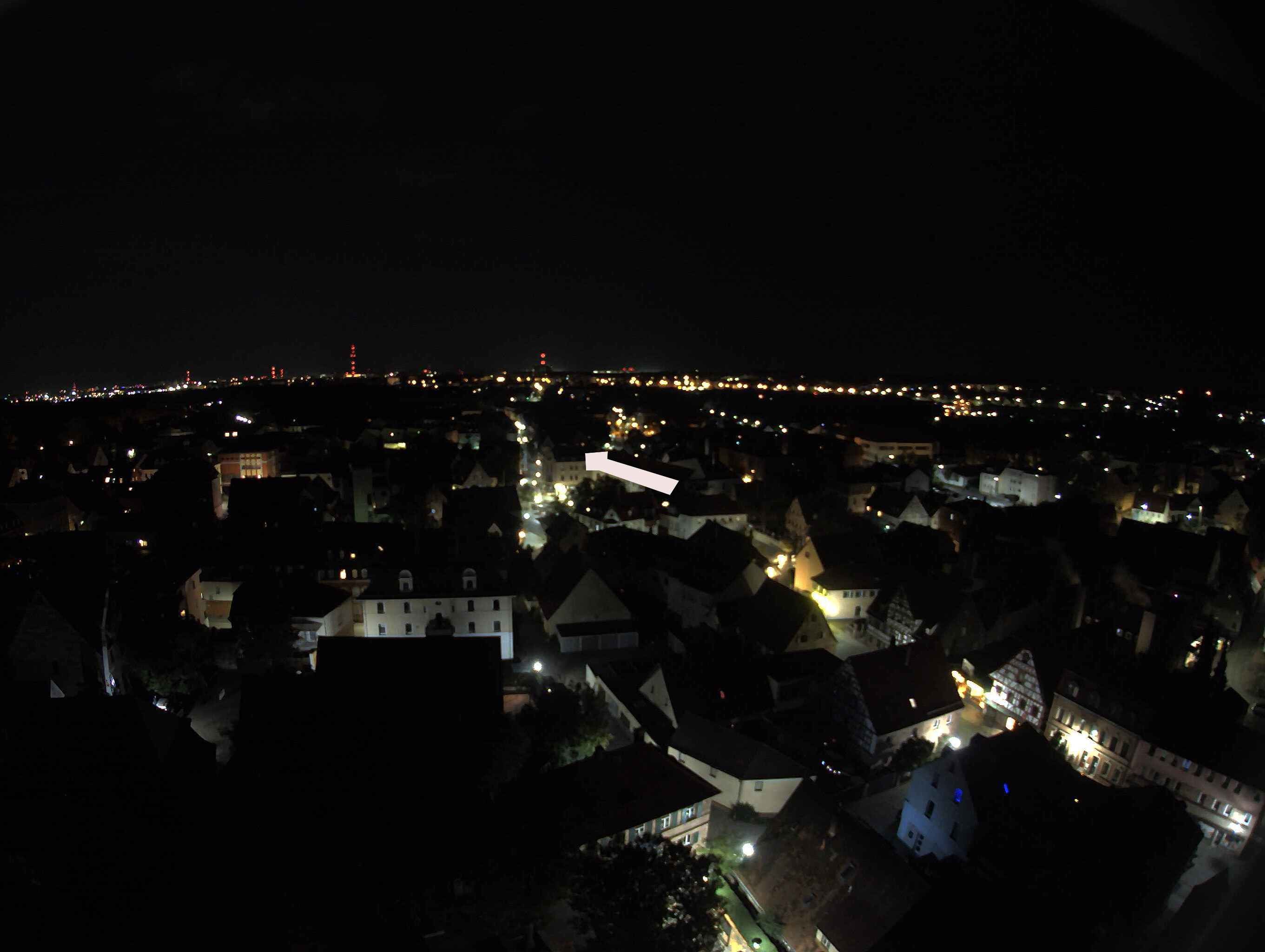 Archived image Webcam View from the church to the town square in Zirndorf