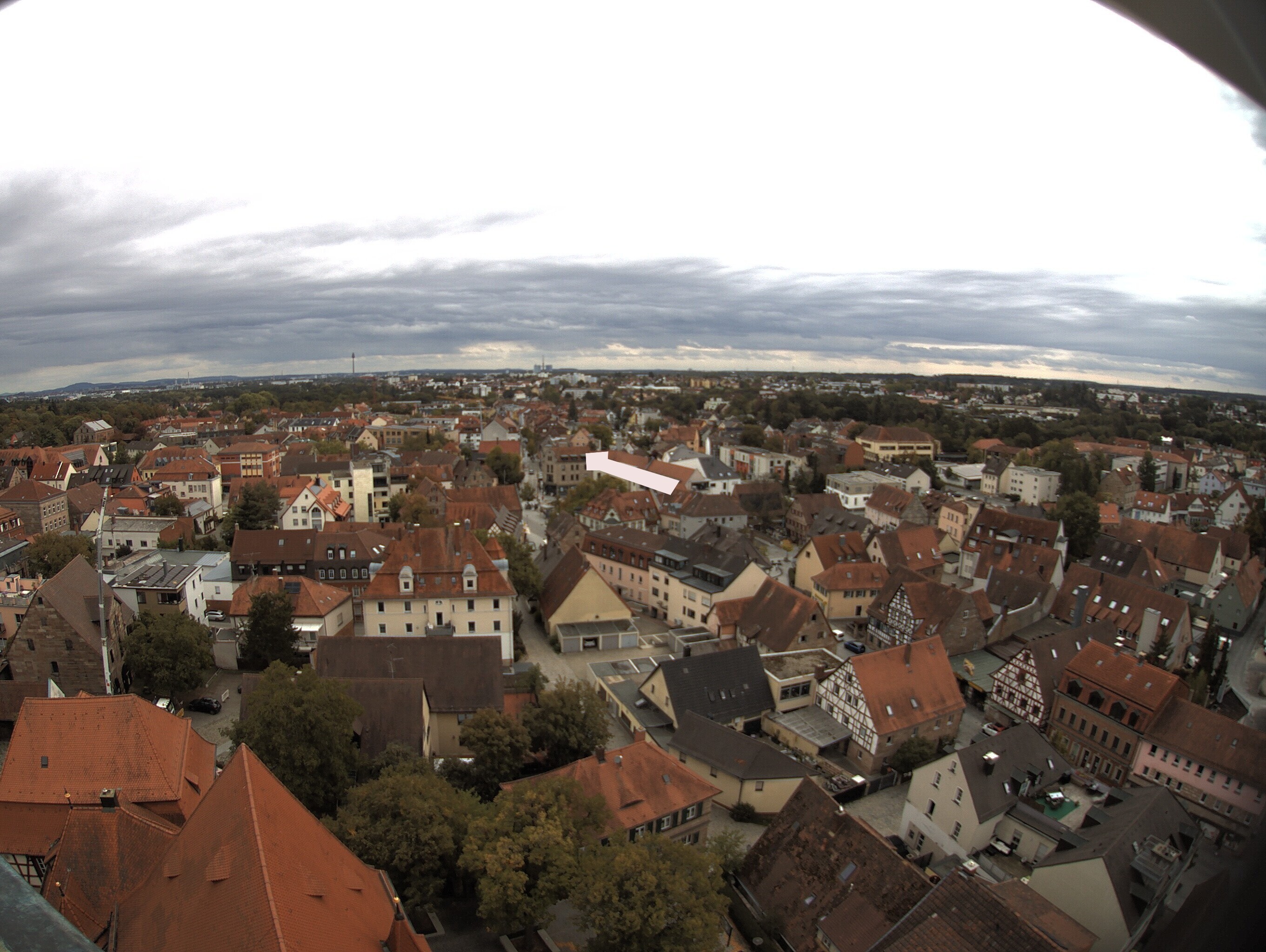 Archived image Webcam View from the church to the town square in Zirndorf