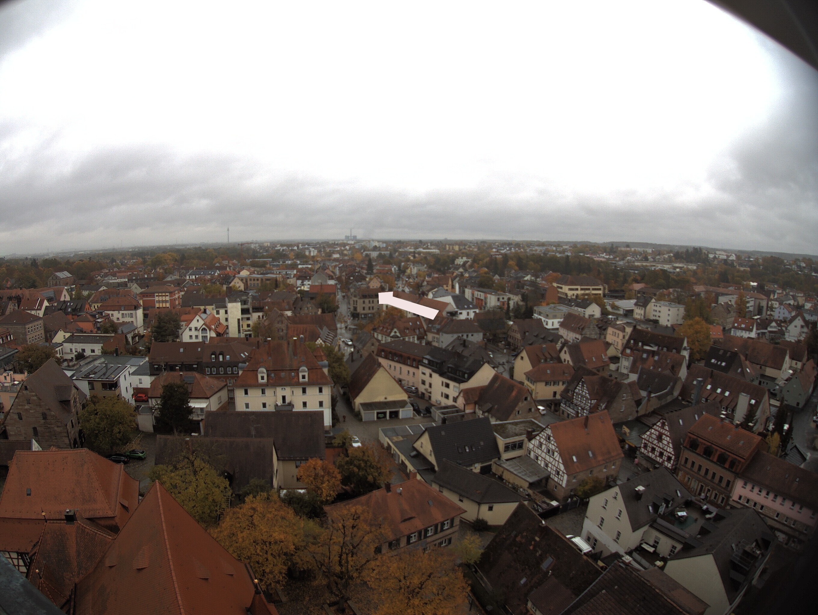 Archived image Webcam View from the church to the town square in Zirndorf