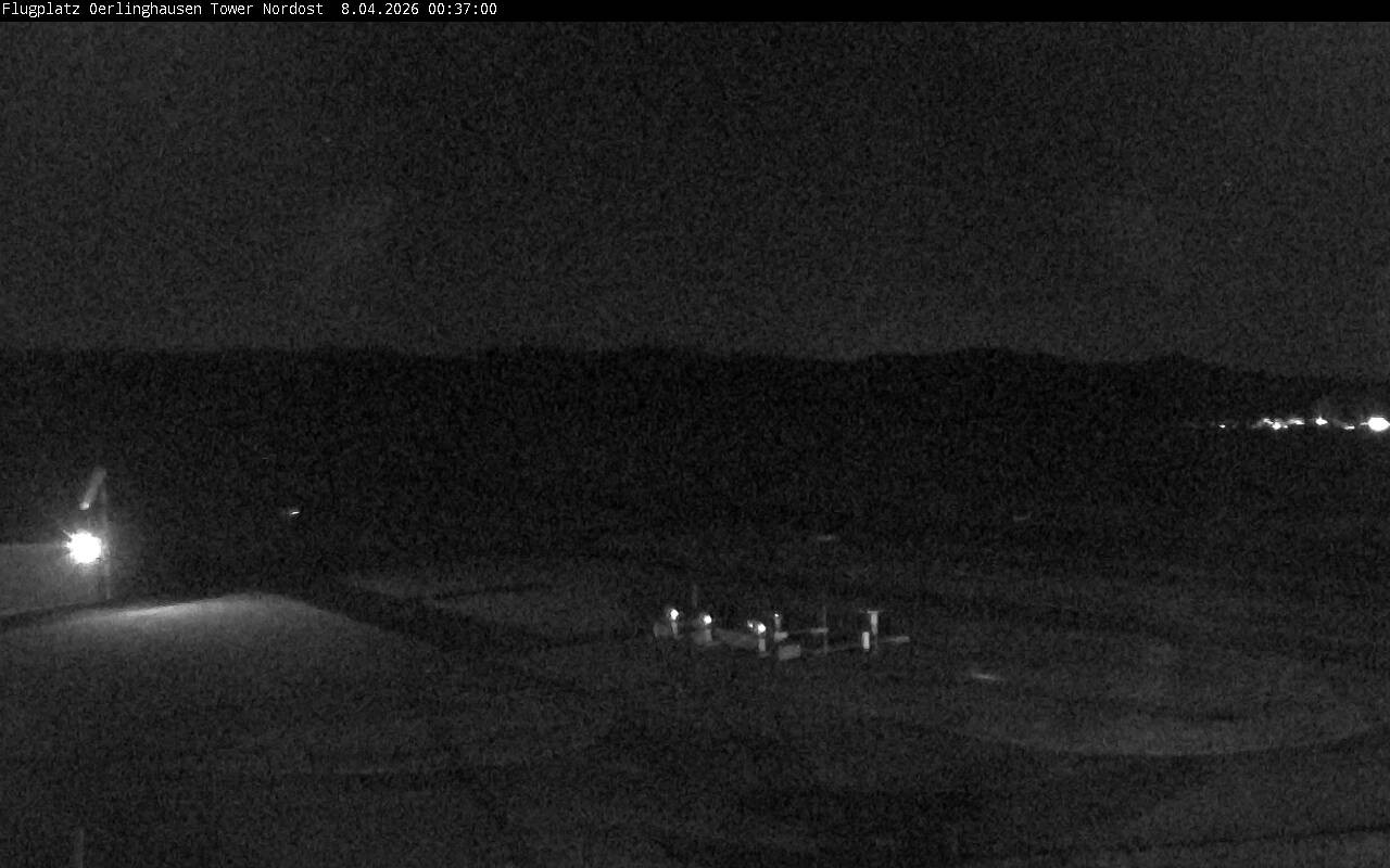 Archiv Foto Webcam Flugplatz Oerlinghausen (Vorfeld Motorflug)