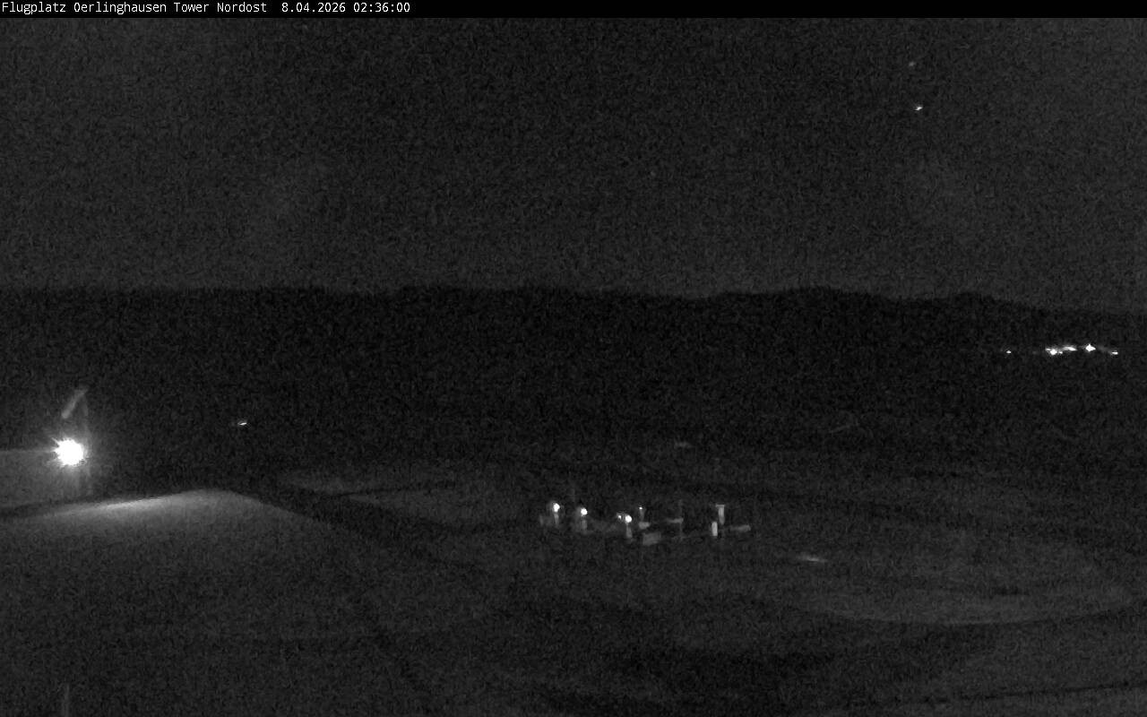 Archiv Foto Webcam Flugplatz Oerlinghausen (Vorfeld Motorflug)