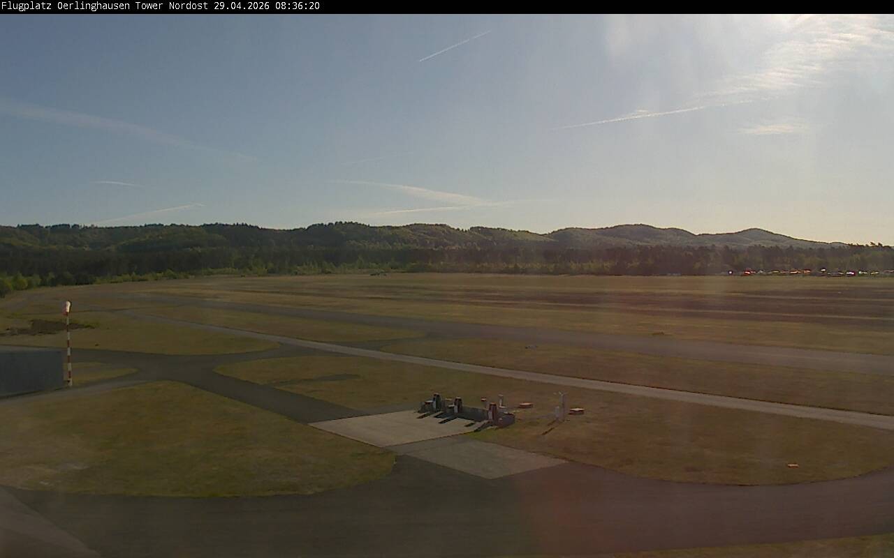 Archiv Foto Webcam Flugplatz Oerlinghausen (Vorfeld Motorflug)