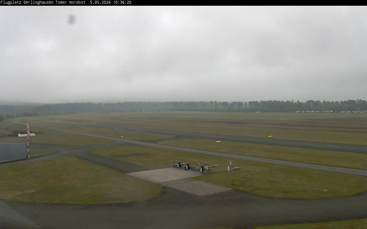Archiv Foto Webcam Flugplatz Oerlinghausen (Vorfeld Motorflug)