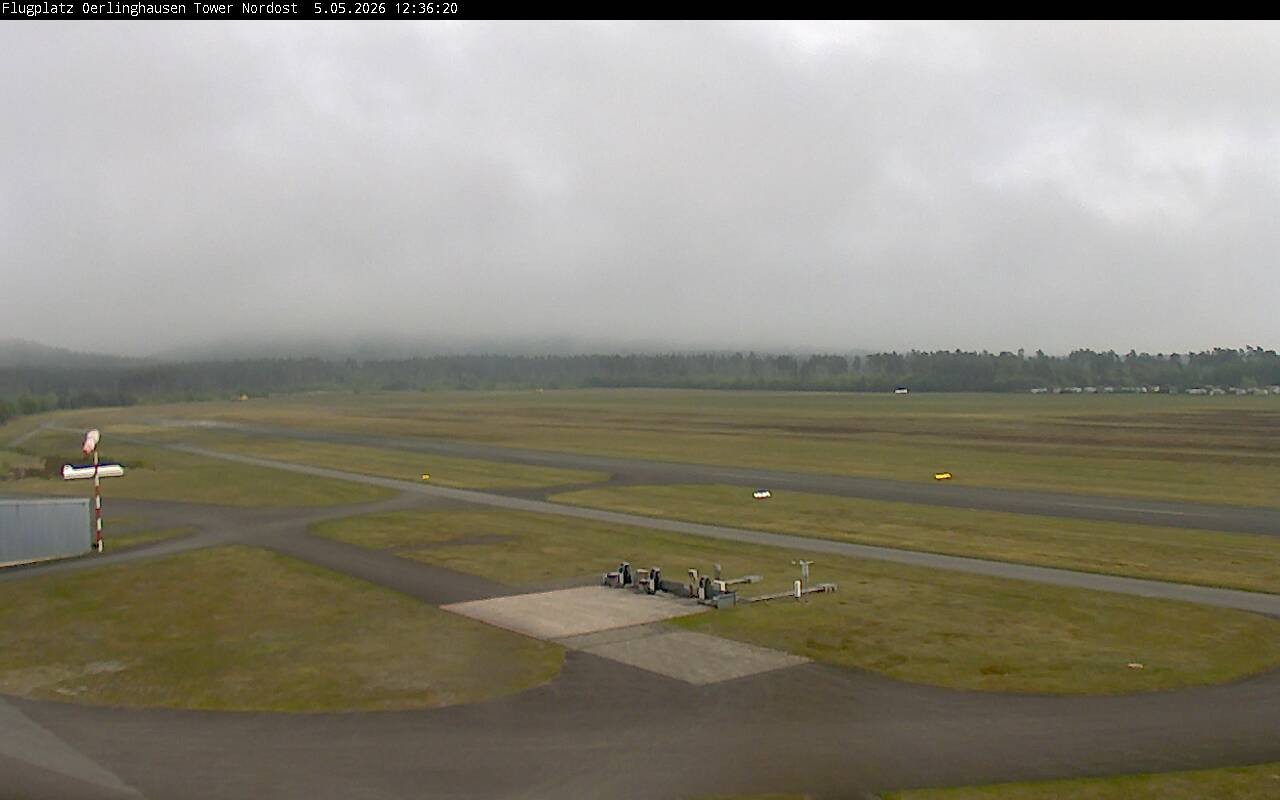 Archiv Foto Webcam Flugplatz Oerlinghausen (Vorfeld Motorflug)
