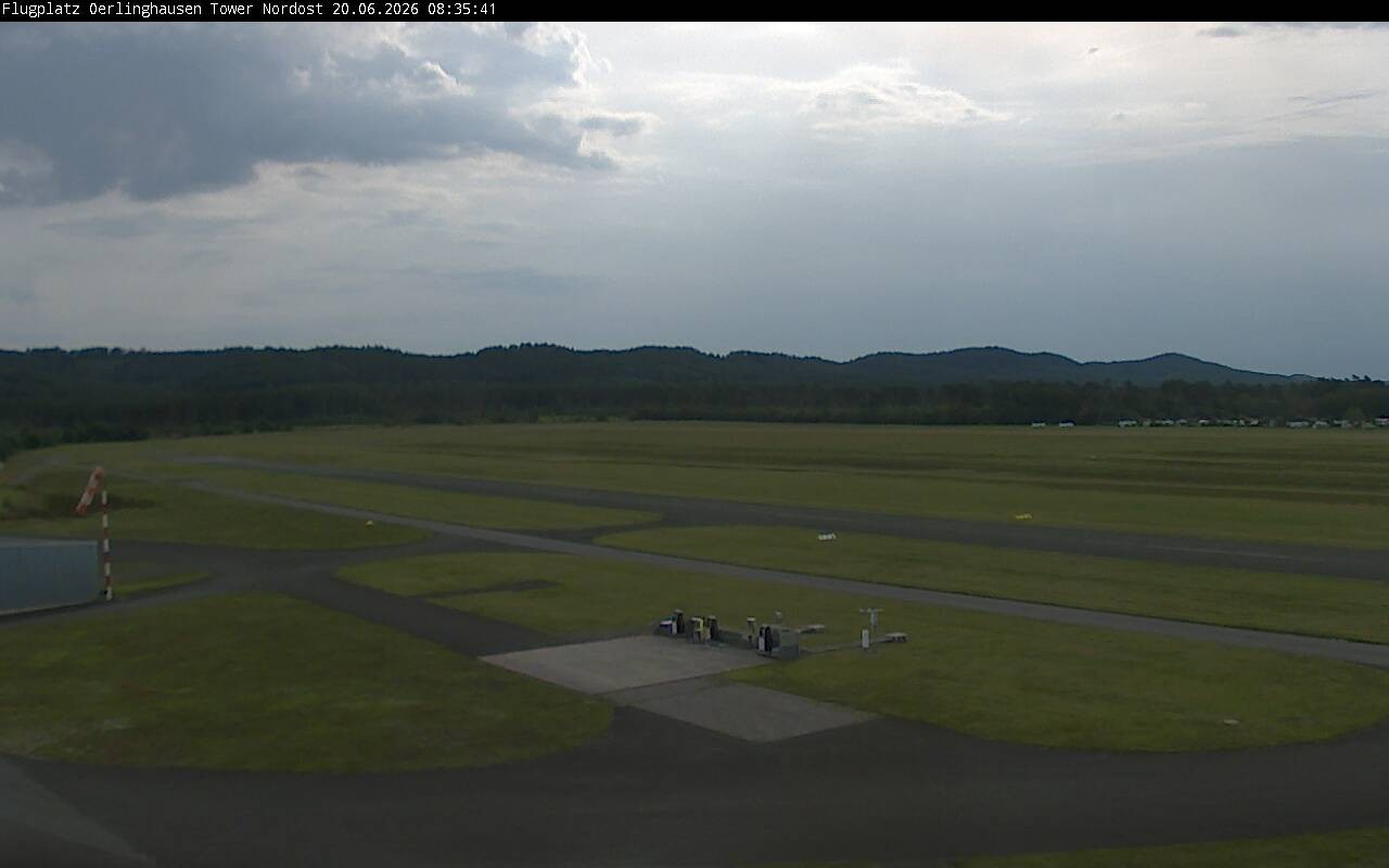 Archiv Foto Webcam Flugplatz Oerlinghausen (Vorfeld Motorflug)