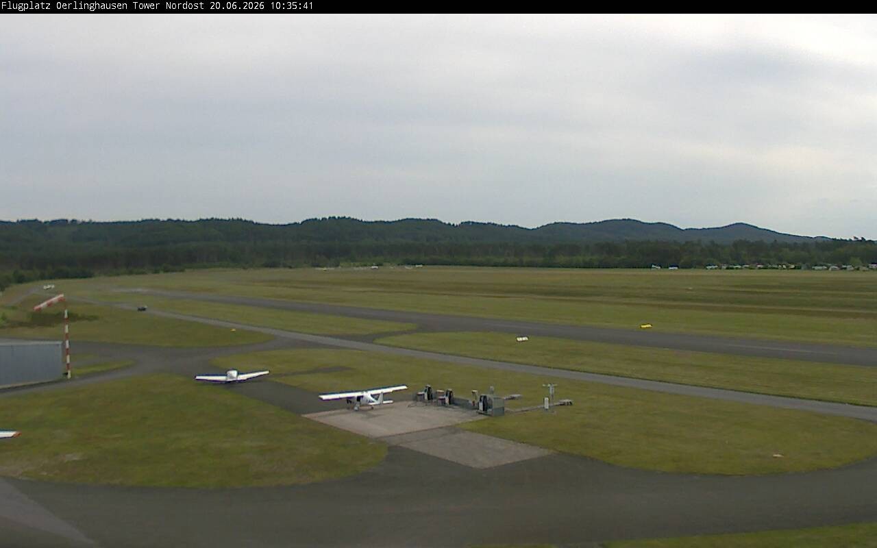 Archiv Foto Webcam Flugplatz Oerlinghausen (Vorfeld Motorflug)