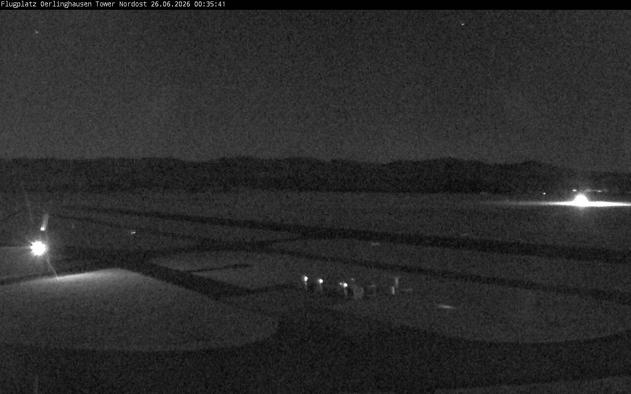 Archiv Foto Webcam Flugplatz Oerlinghausen (Vorfeld Motorflug)