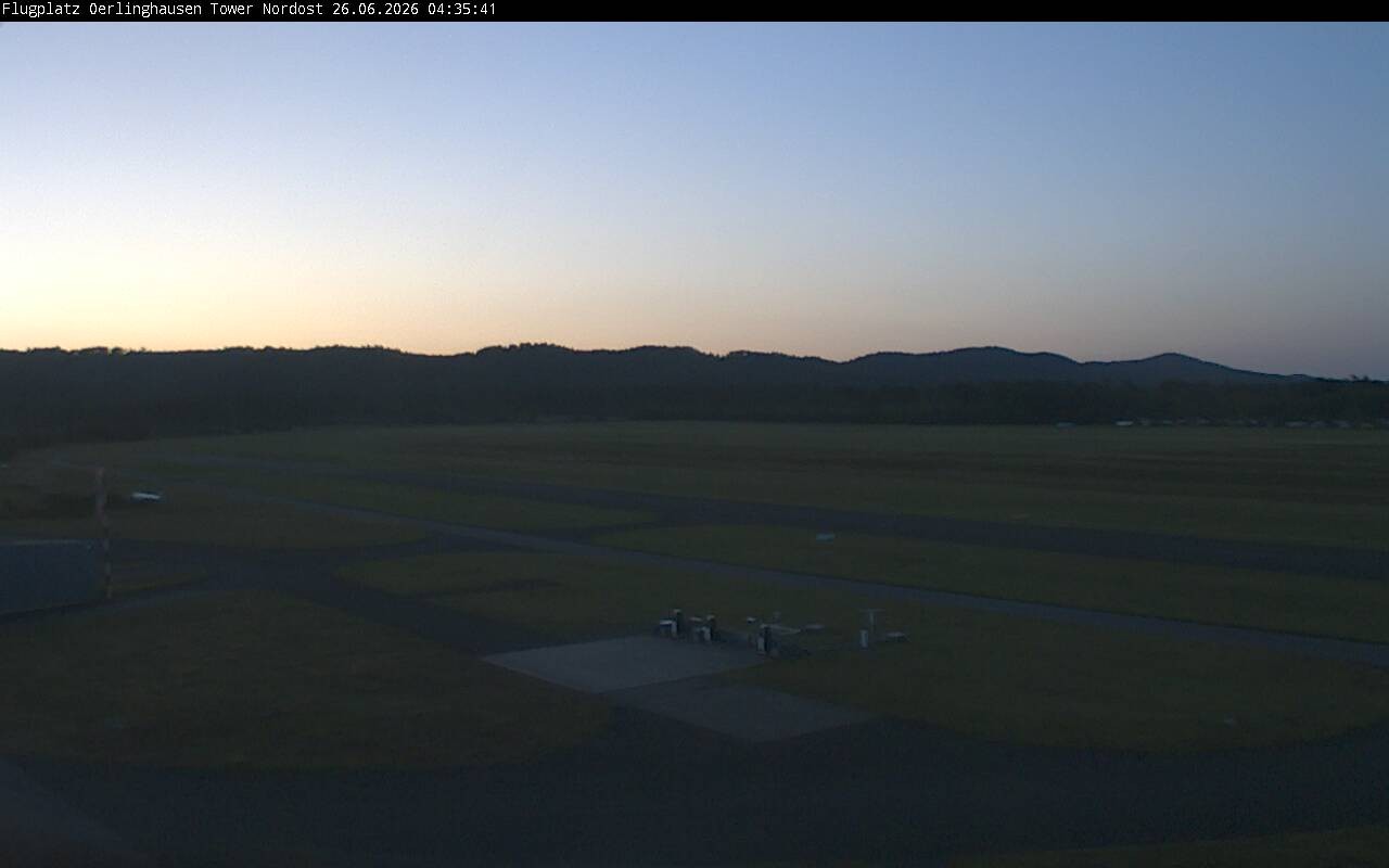 Archiv Foto Webcam Flugplatz Oerlinghausen (Vorfeld Motorflug)
