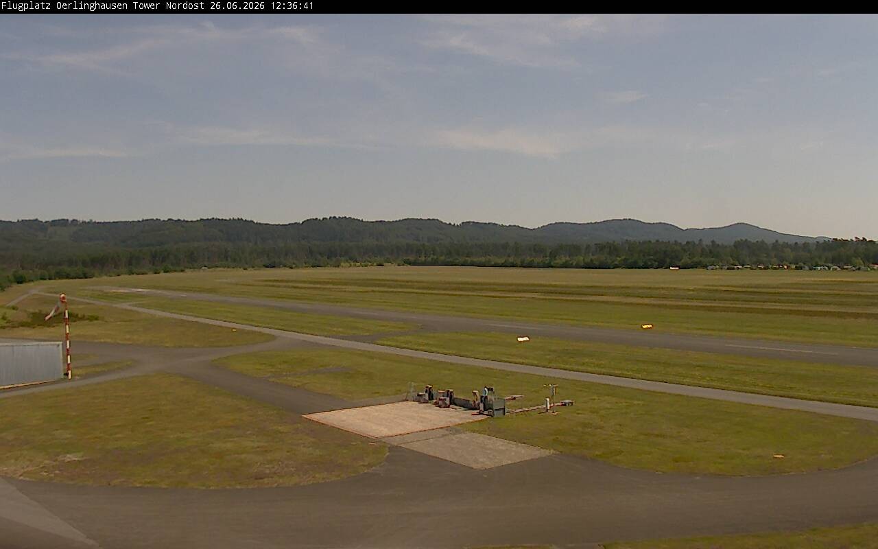 Archiv Foto Webcam Flugplatz Oerlinghausen (Vorfeld Motorflug)