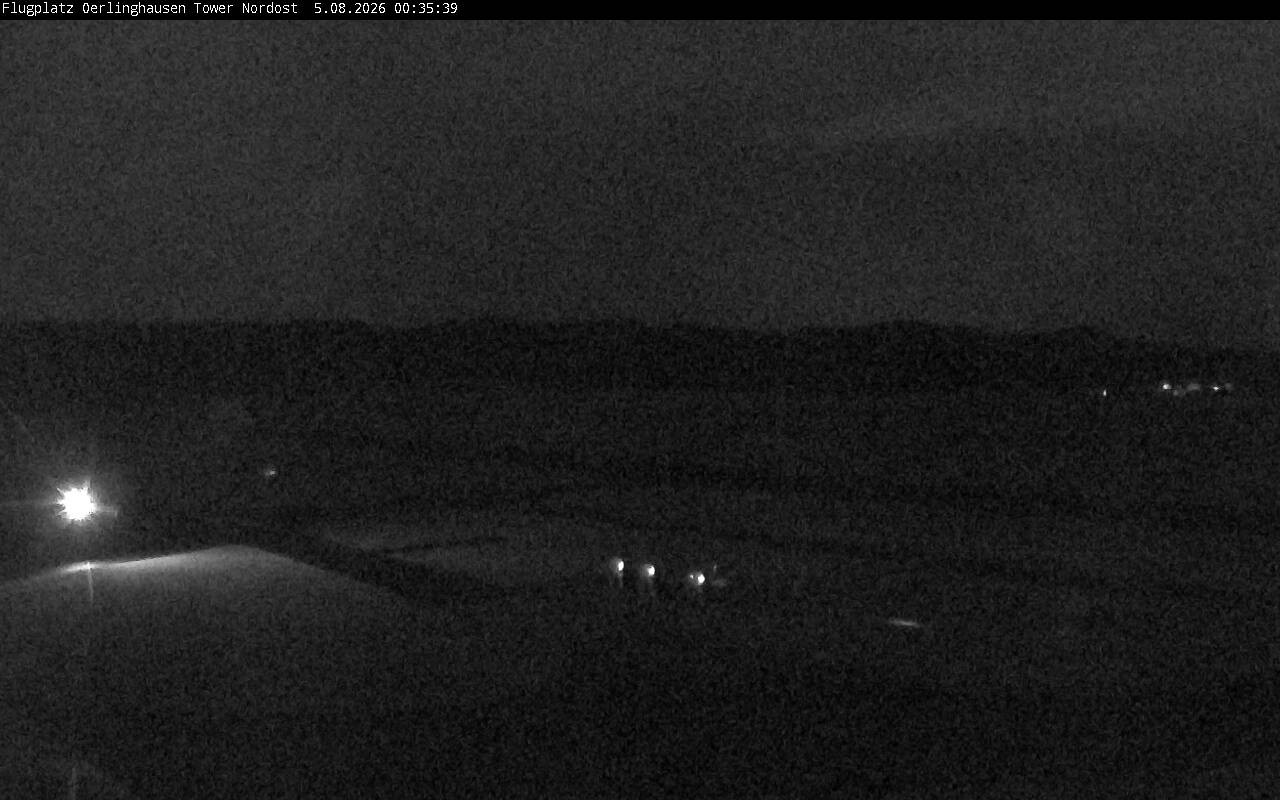 Archiv Foto Webcam Flugplatz Oerlinghausen (Vorfeld Motorflug)