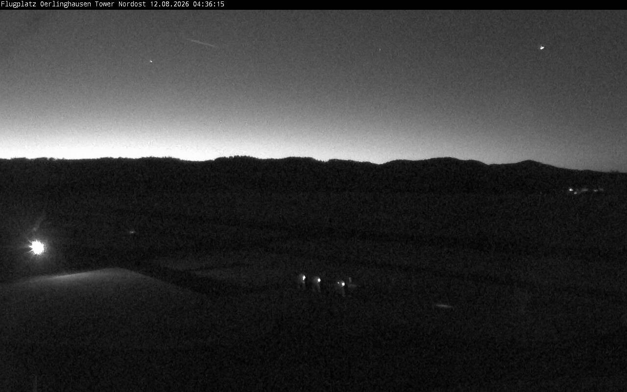 Archiv Foto Webcam Flugplatz Oerlinghausen (Vorfeld Motorflug)