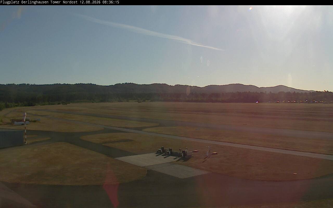 Archiv Foto Webcam Flugplatz Oerlinghausen (Vorfeld Motorflug)
