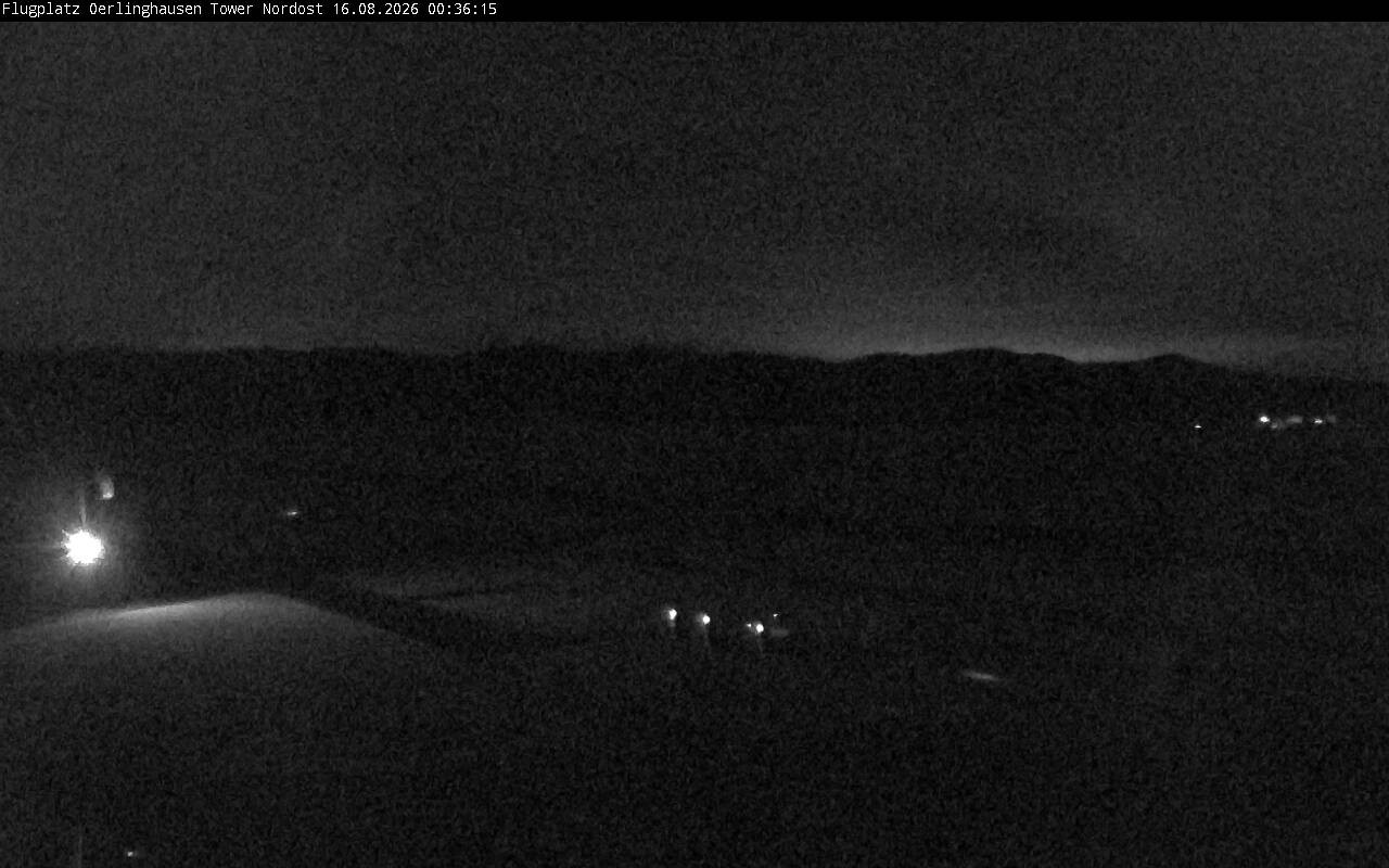Archiv Foto Webcam Flugplatz Oerlinghausen (Vorfeld Motorflug)