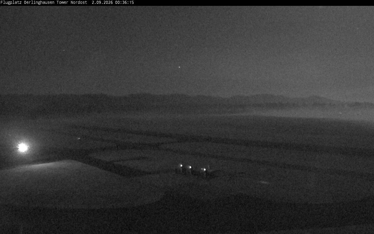 Archiv Foto Webcam Flugplatz Oerlinghausen (Vorfeld Motorflug)