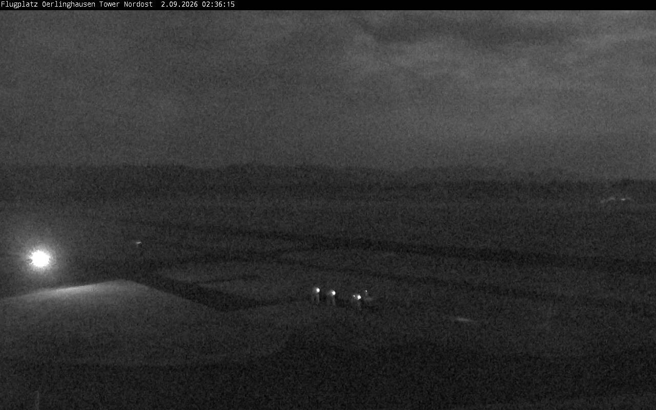 Archiv Foto Webcam Flugplatz Oerlinghausen (Vorfeld Motorflug)