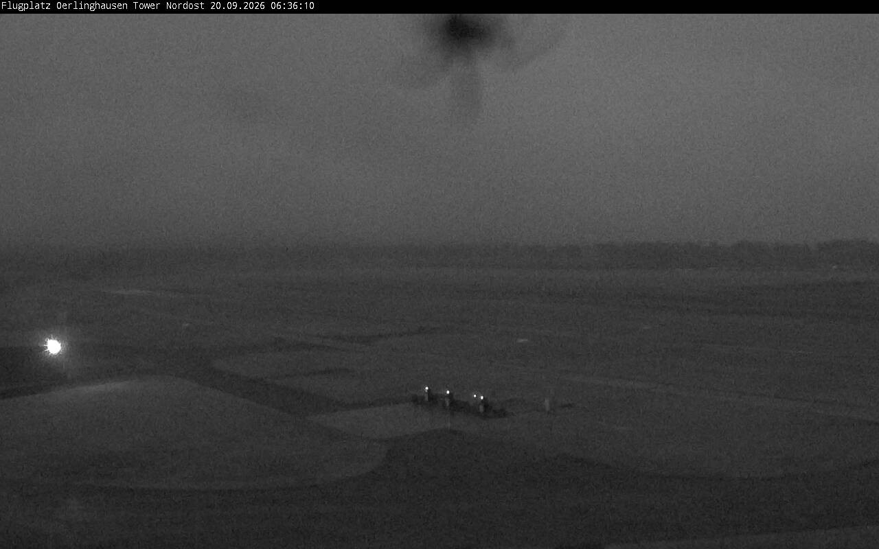 Archiv Foto Webcam Flugplatz Oerlinghausen (Vorfeld Motorflug)