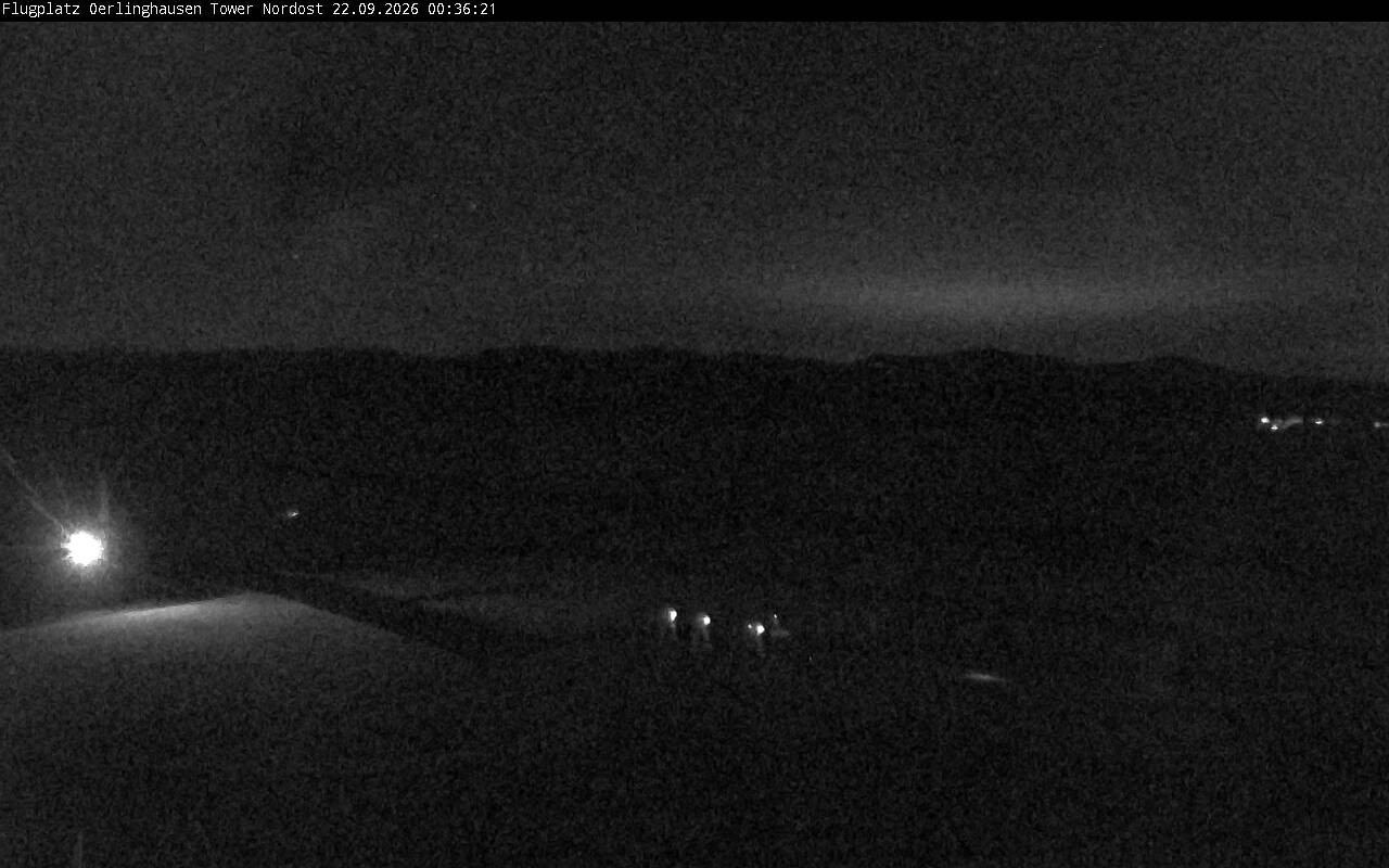 Archiv Foto Webcam Flugplatz Oerlinghausen (Vorfeld Motorflug)