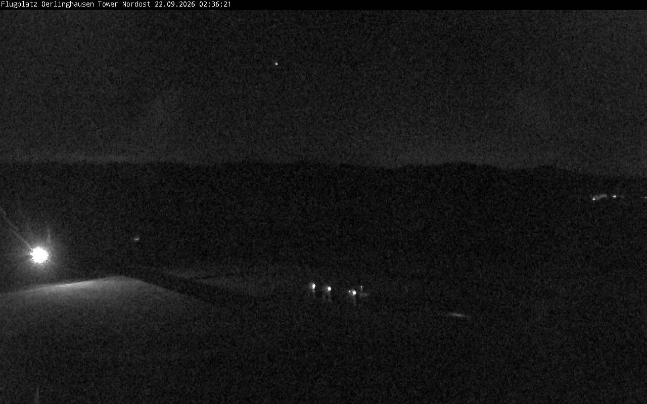 Archiv Foto Webcam Flugplatz Oerlinghausen (Vorfeld Motorflug)