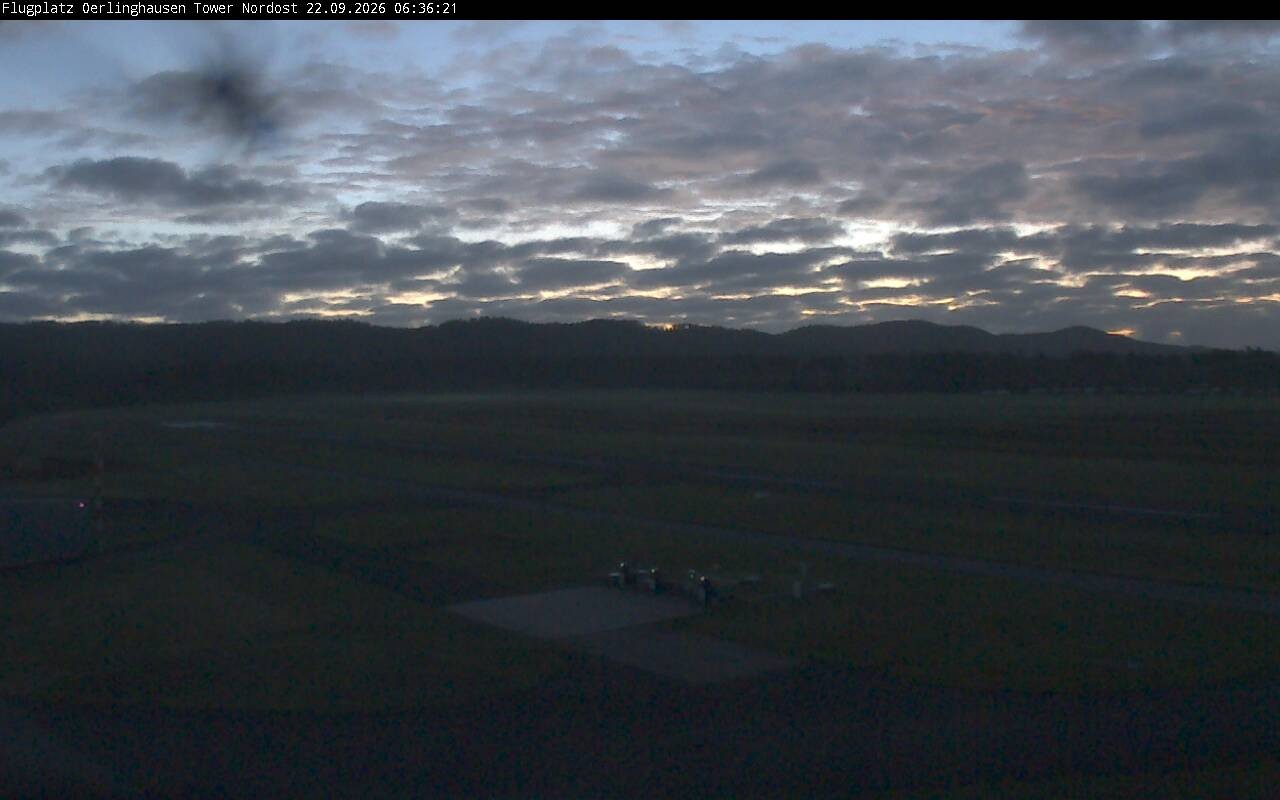 Archiv Foto Webcam Flugplatz Oerlinghausen (Vorfeld Motorflug)