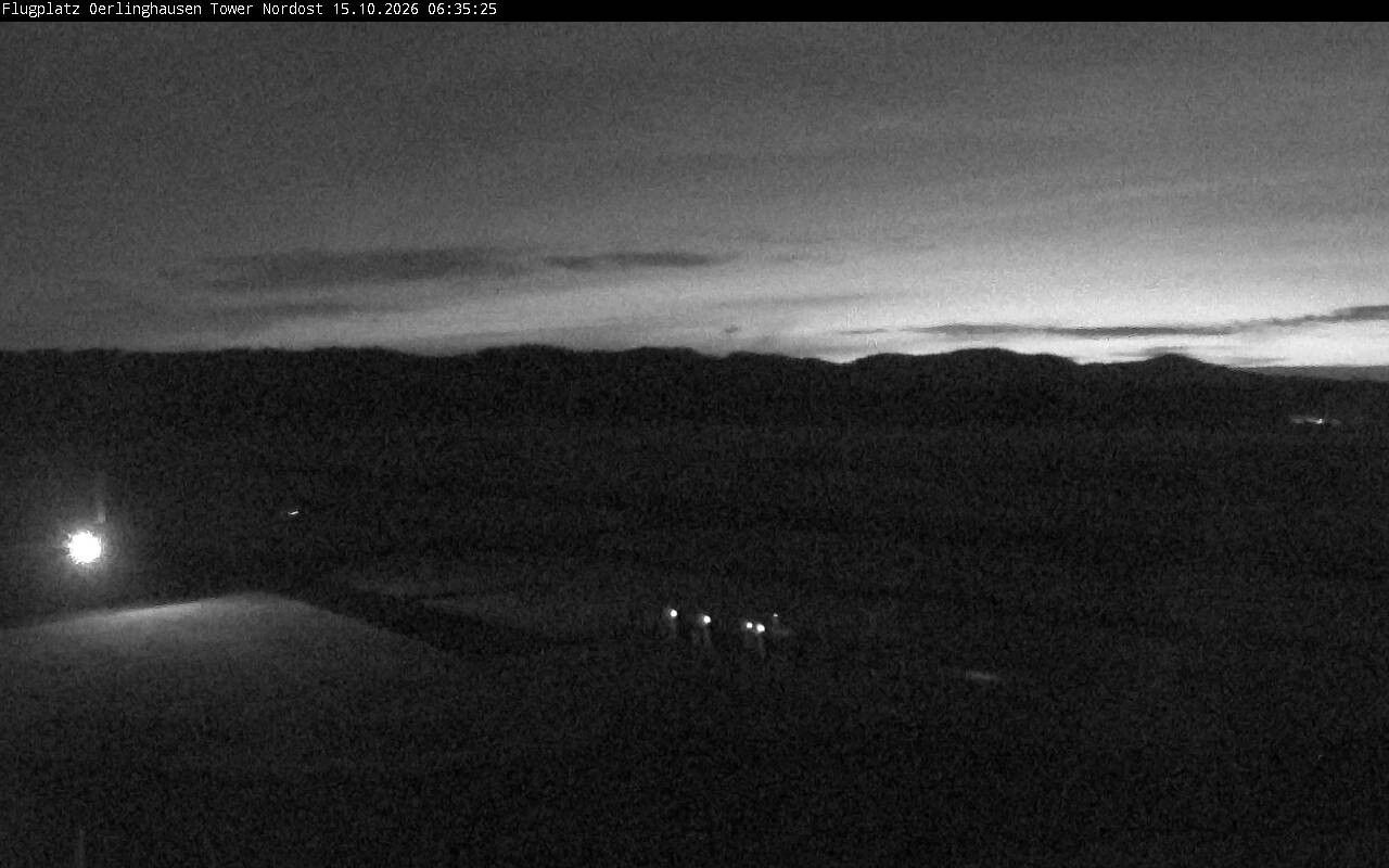 Archiv Foto Webcam Flugplatz Oerlinghausen (Vorfeld Motorflug)