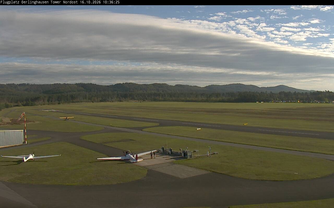 Archiv Foto Webcam Flugplatz Oerlinghausen (Vorfeld Motorflug)